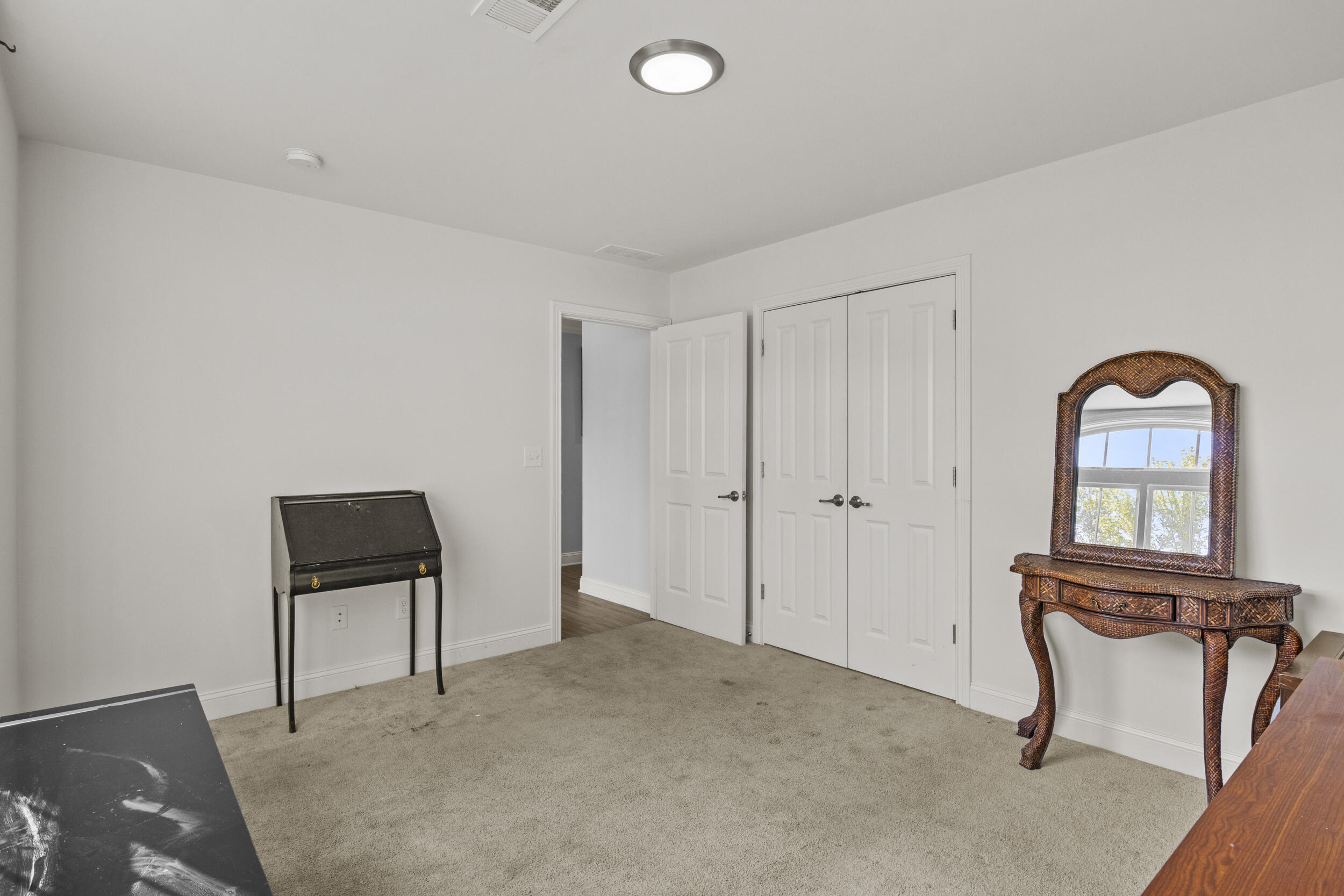 189 Johnstone Trail Property Photo 6