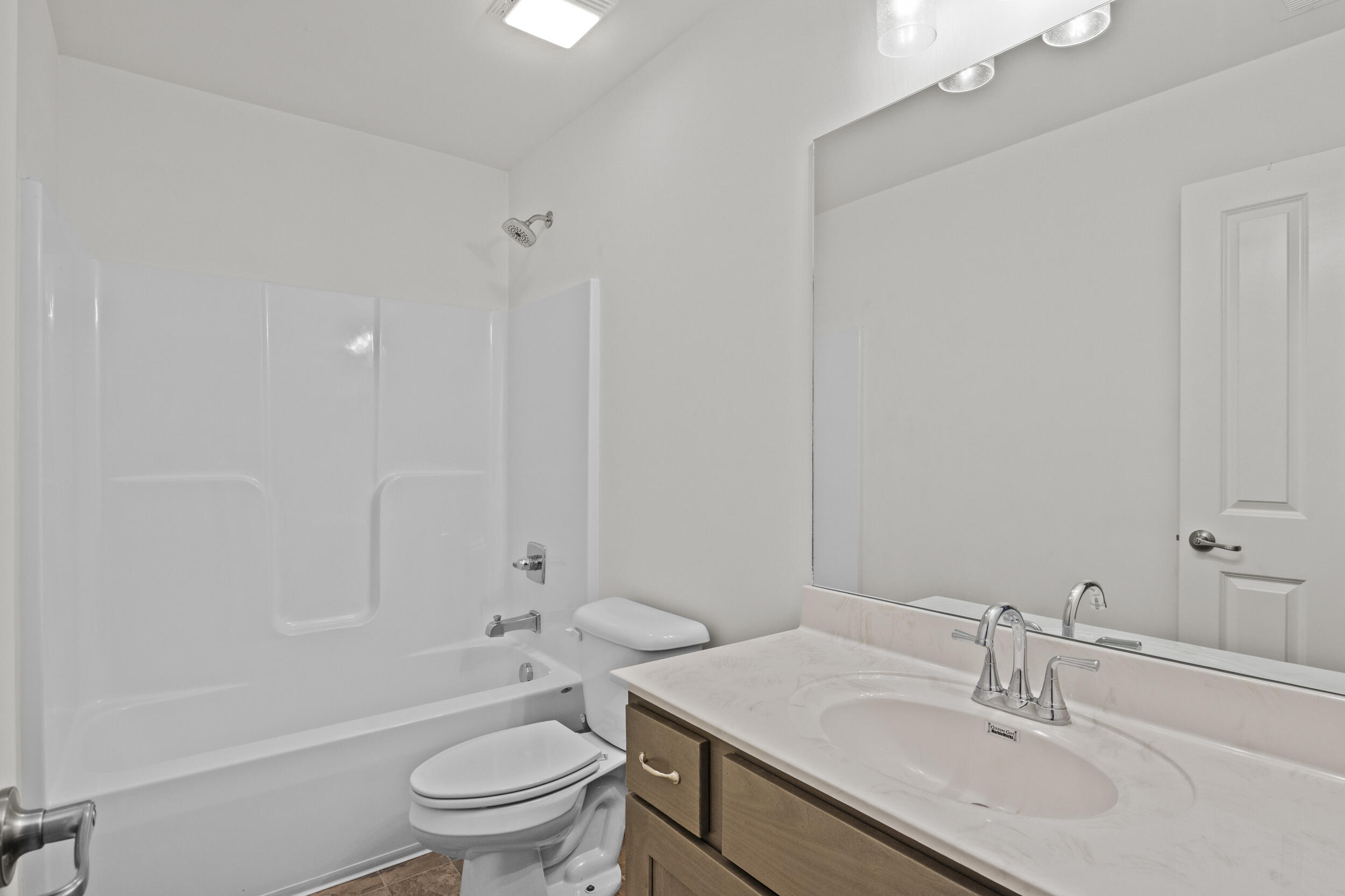189 Johnstone Trail Property Photo 16