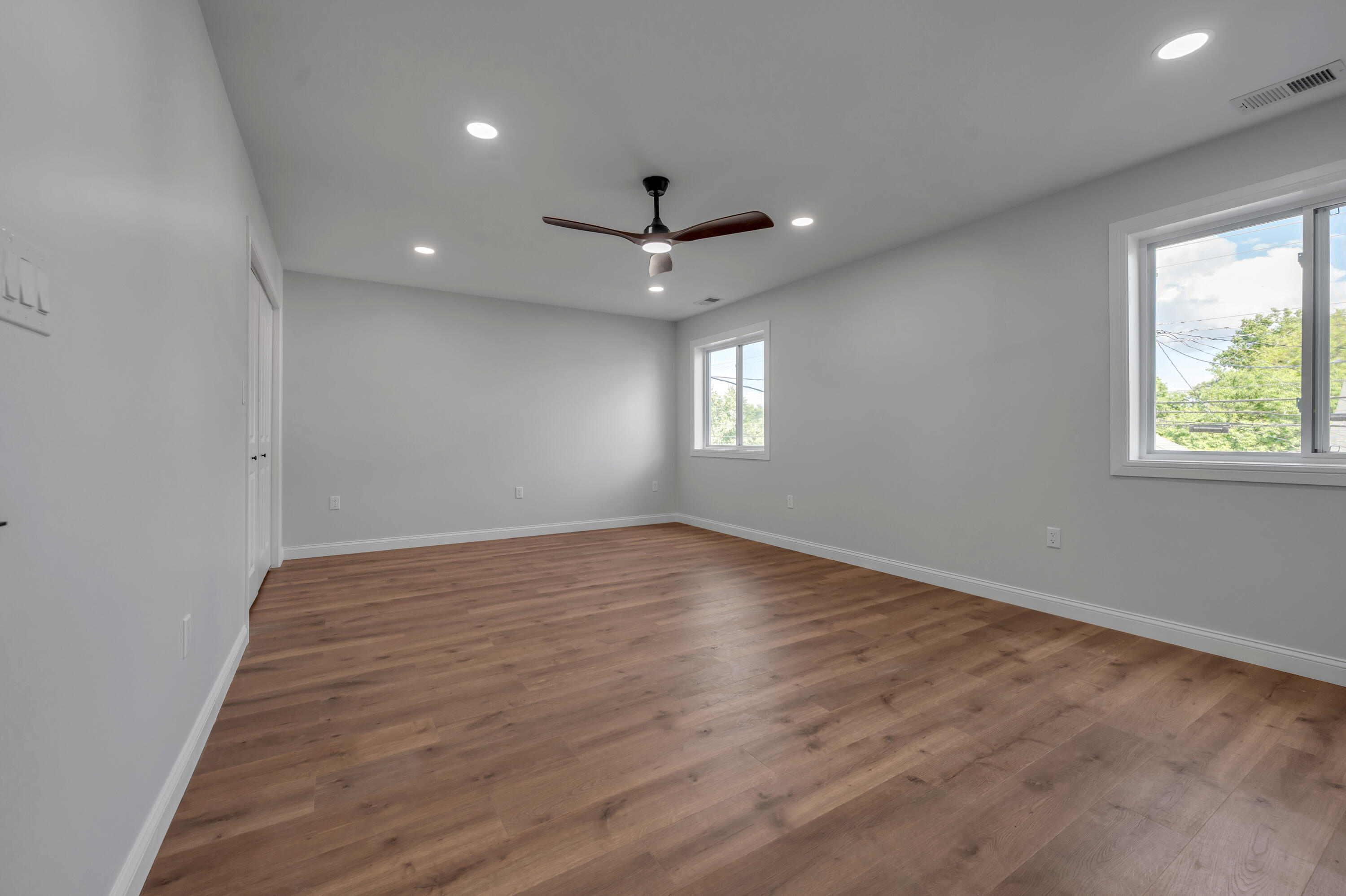 38 N Burns Avenue Property Photo 17