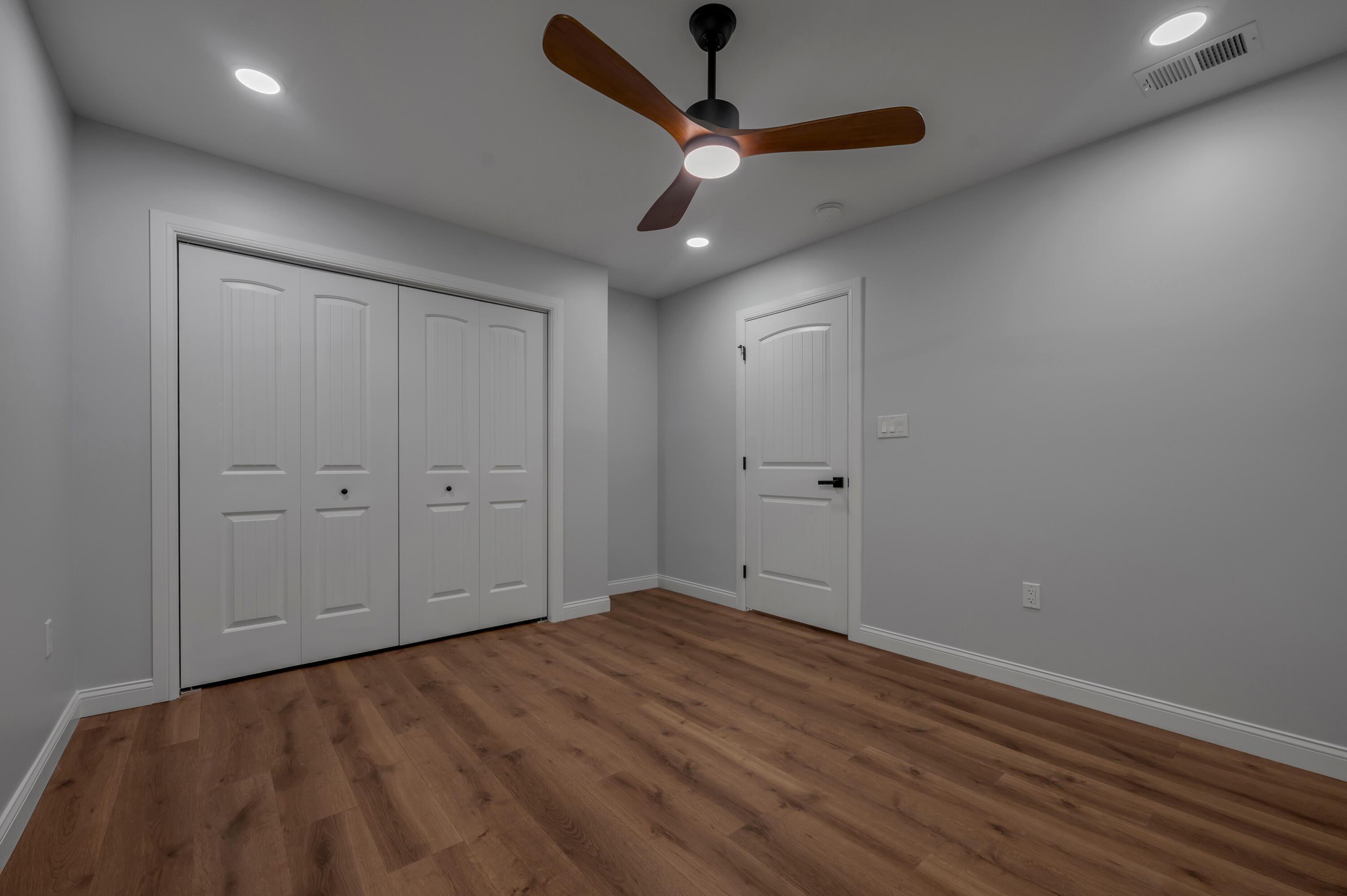 38 N Burns Avenue Property Photo 23