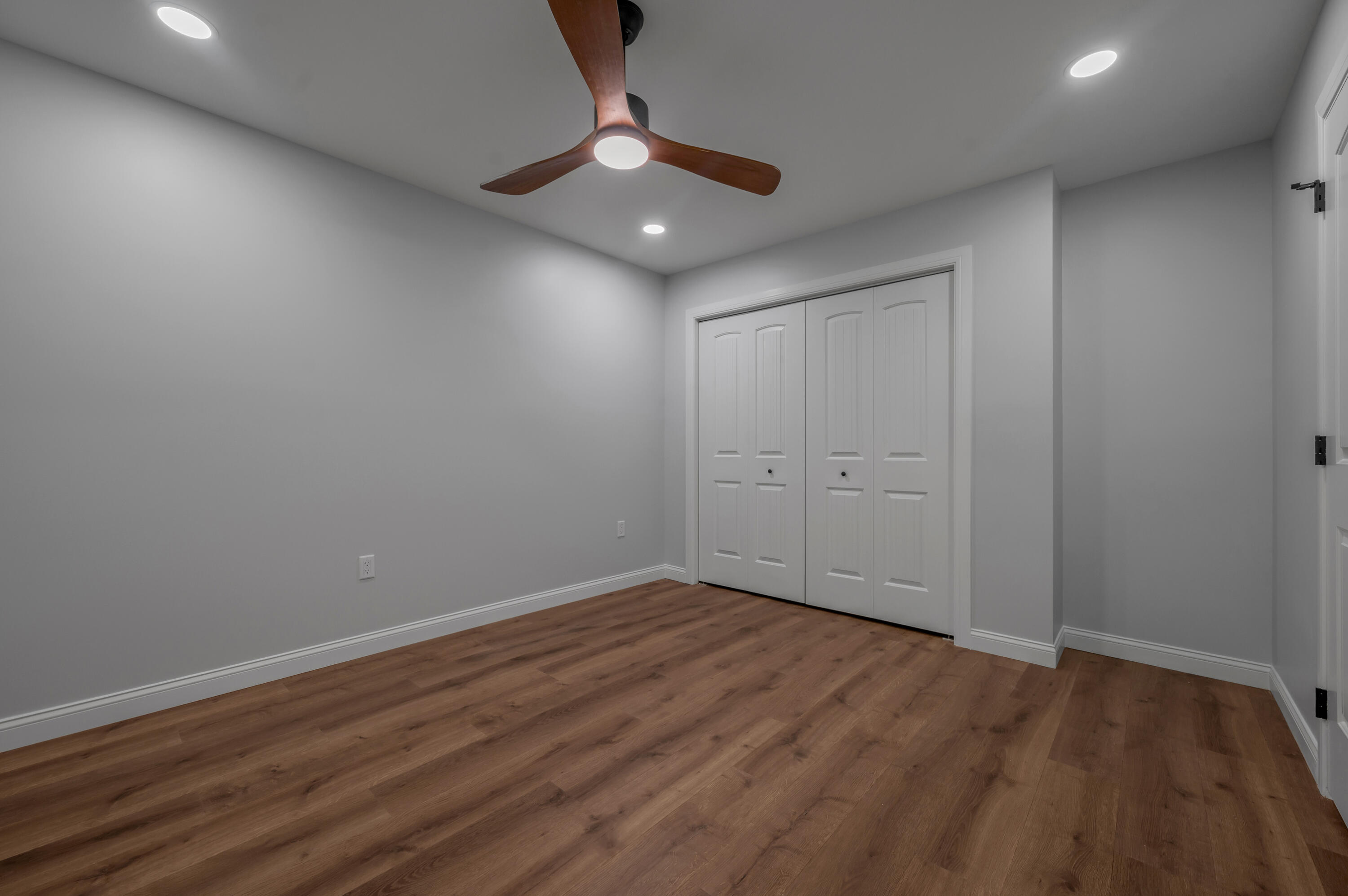 38 N Burns Avenue Property Photo 24