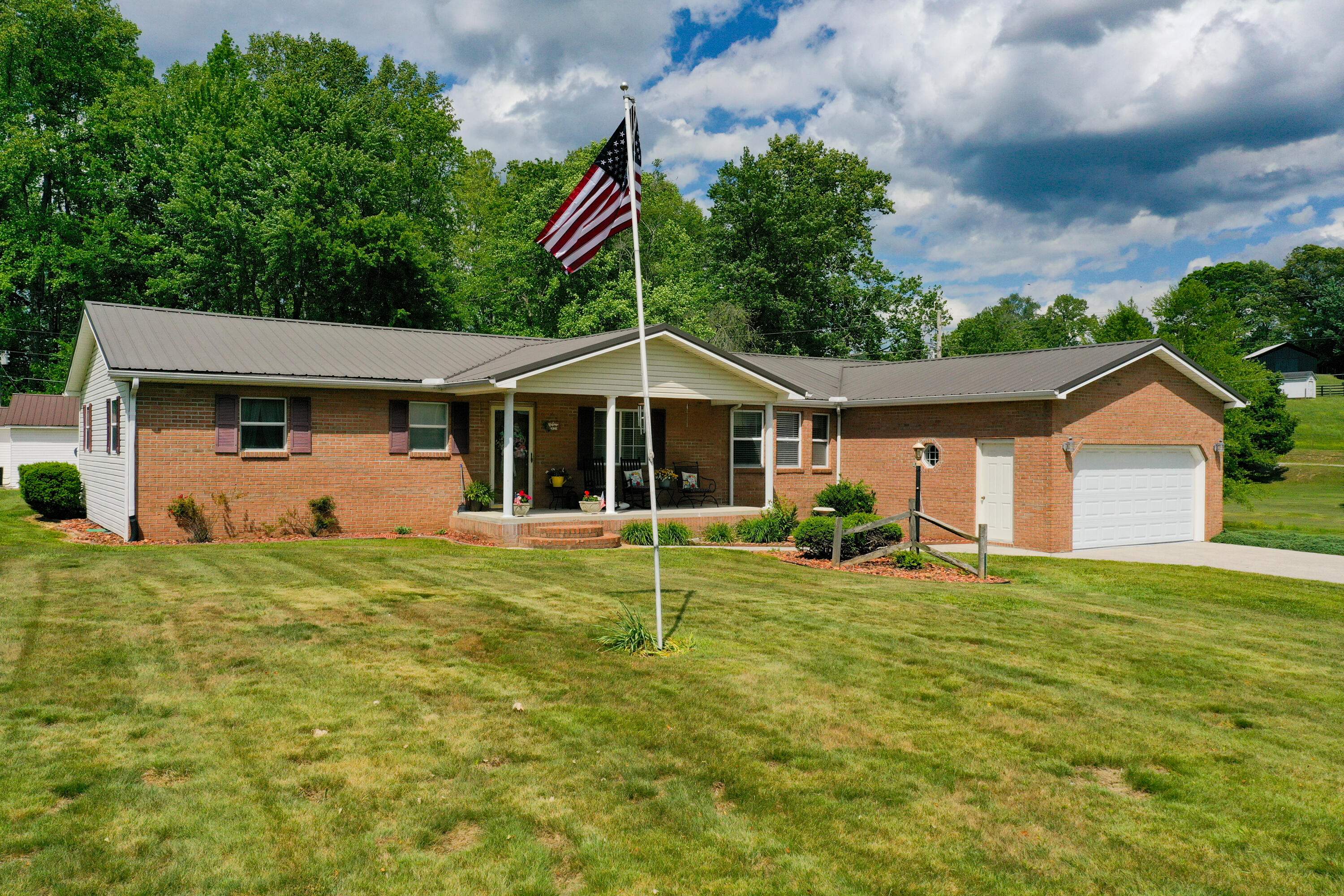 8356 E Laurel Road Property Photo 6
