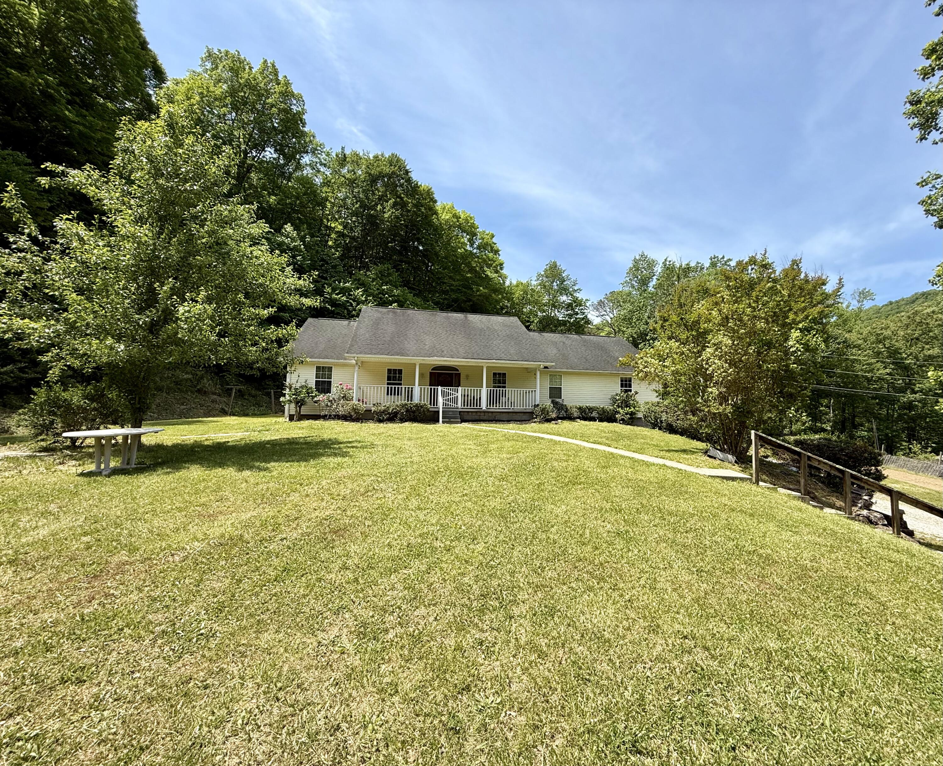 75 Cedar Springs Lane Property Photo 6