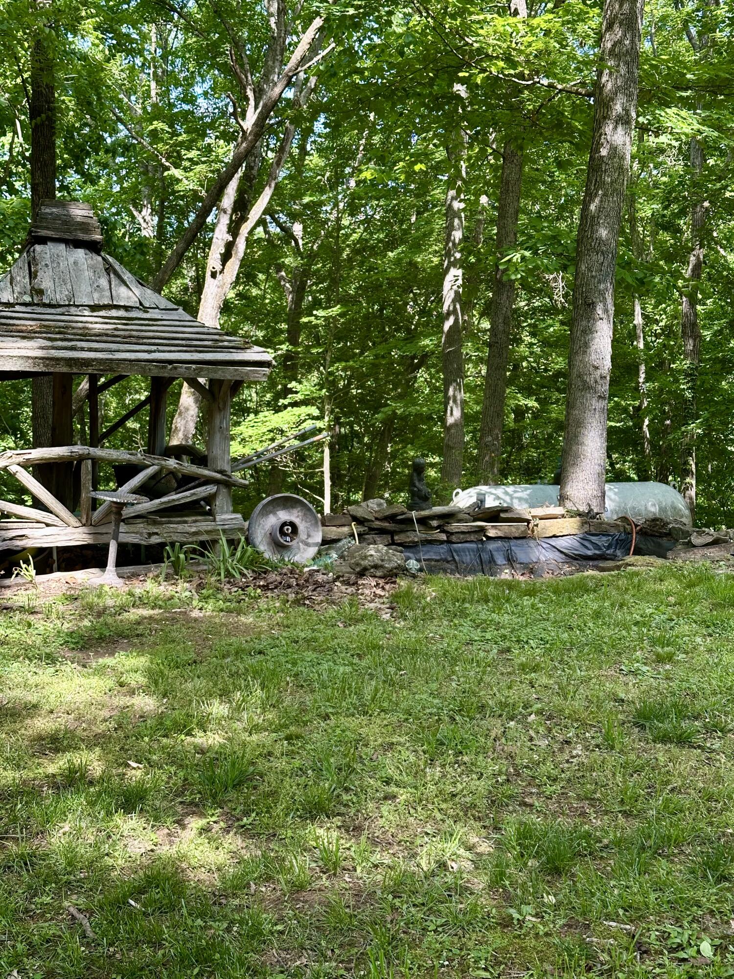 439 Eagles Bluff Road Property Photo 5