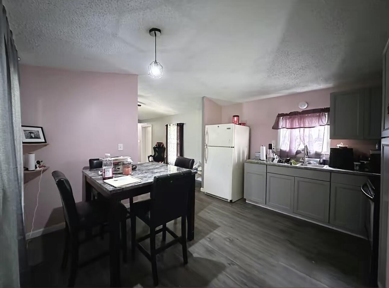301 Lewis Avenue Property Photo 8