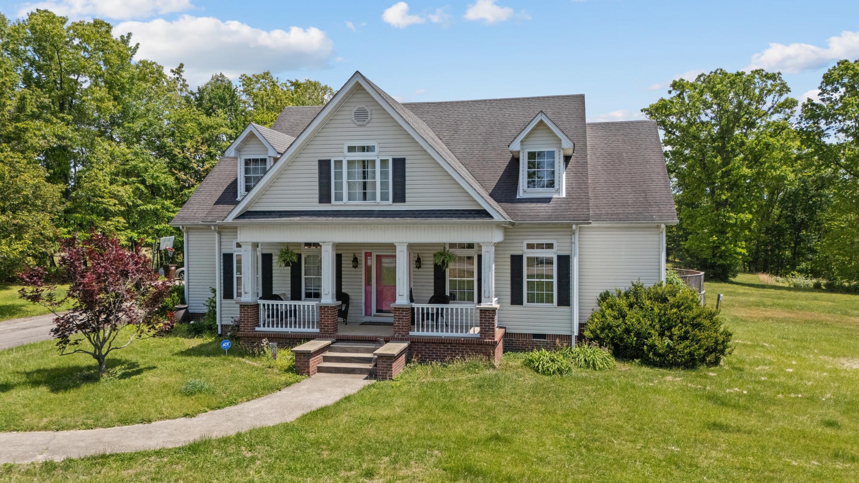 1400 Reffitt Road Property Photo 4