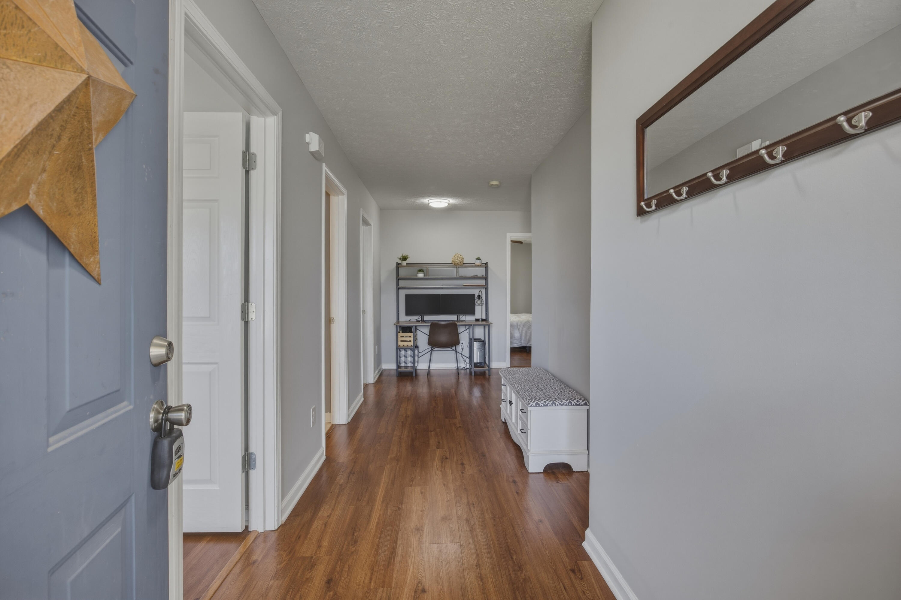 1005 Cedar Ridge Court Property Photo 7