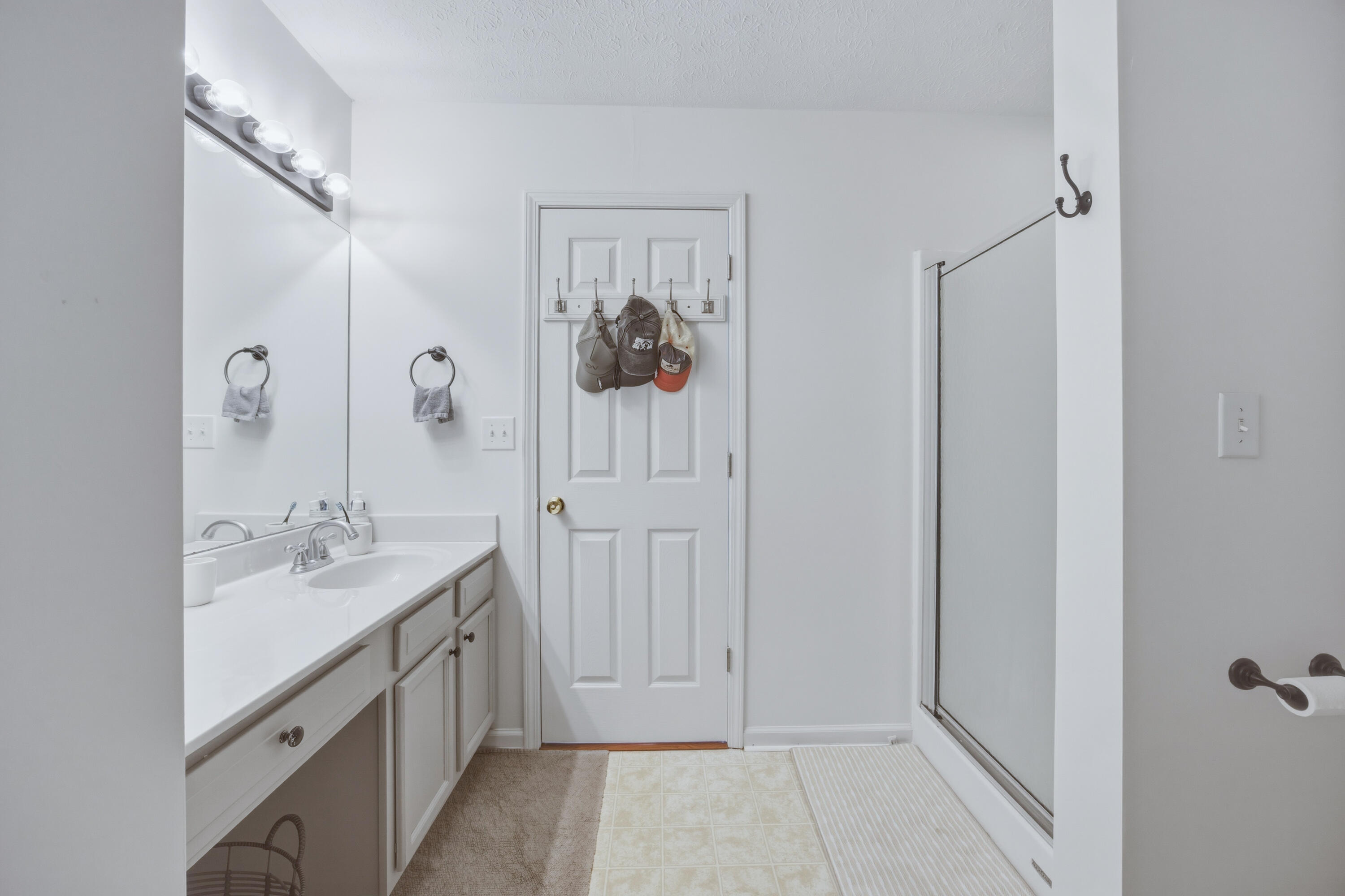 1005 Cedar Ridge Court Property Photo 21