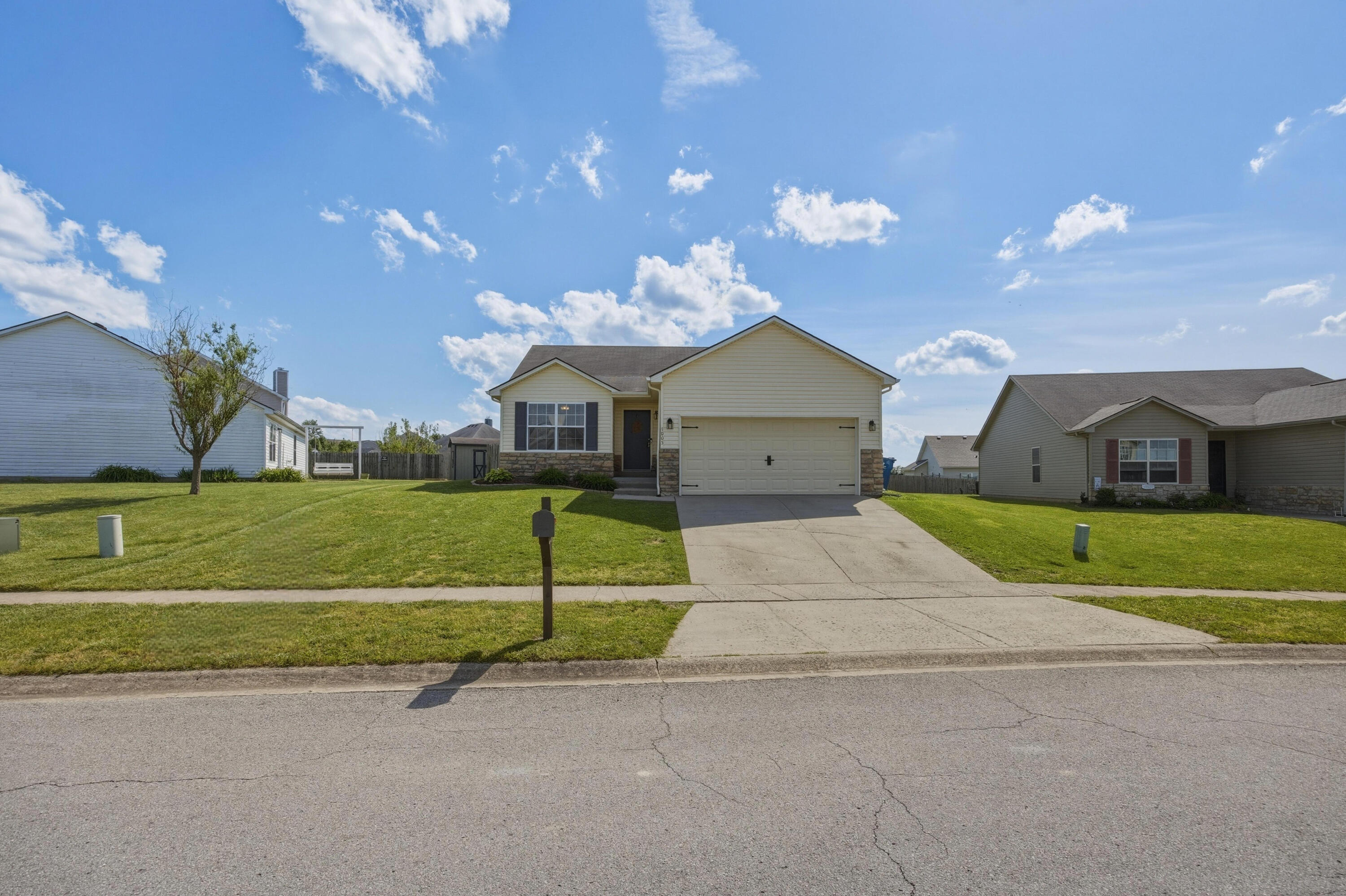 1005 Cedar Ridge Court Property Photo 29