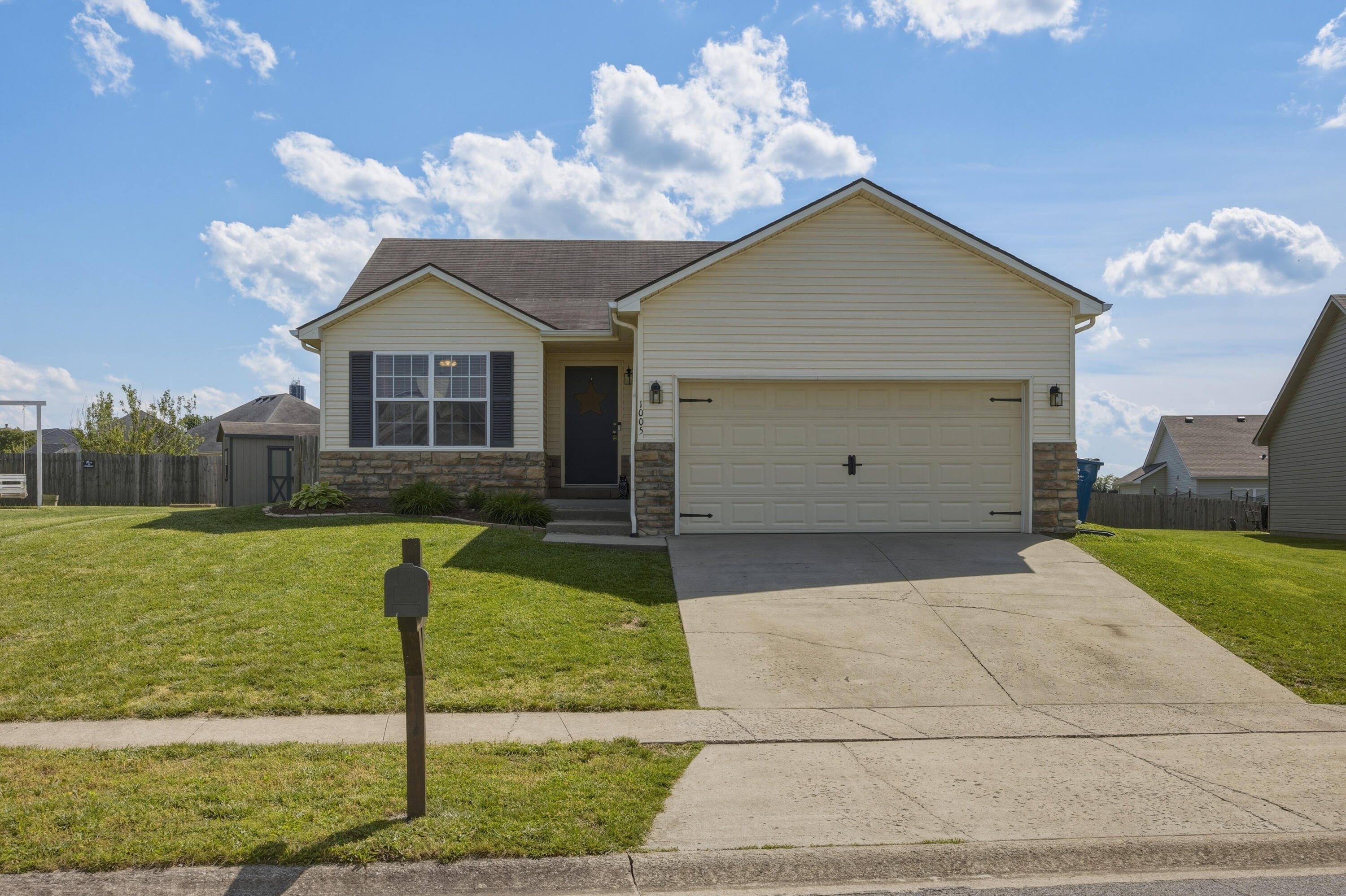 1005 Cedar Ridge Court Property Photo 37