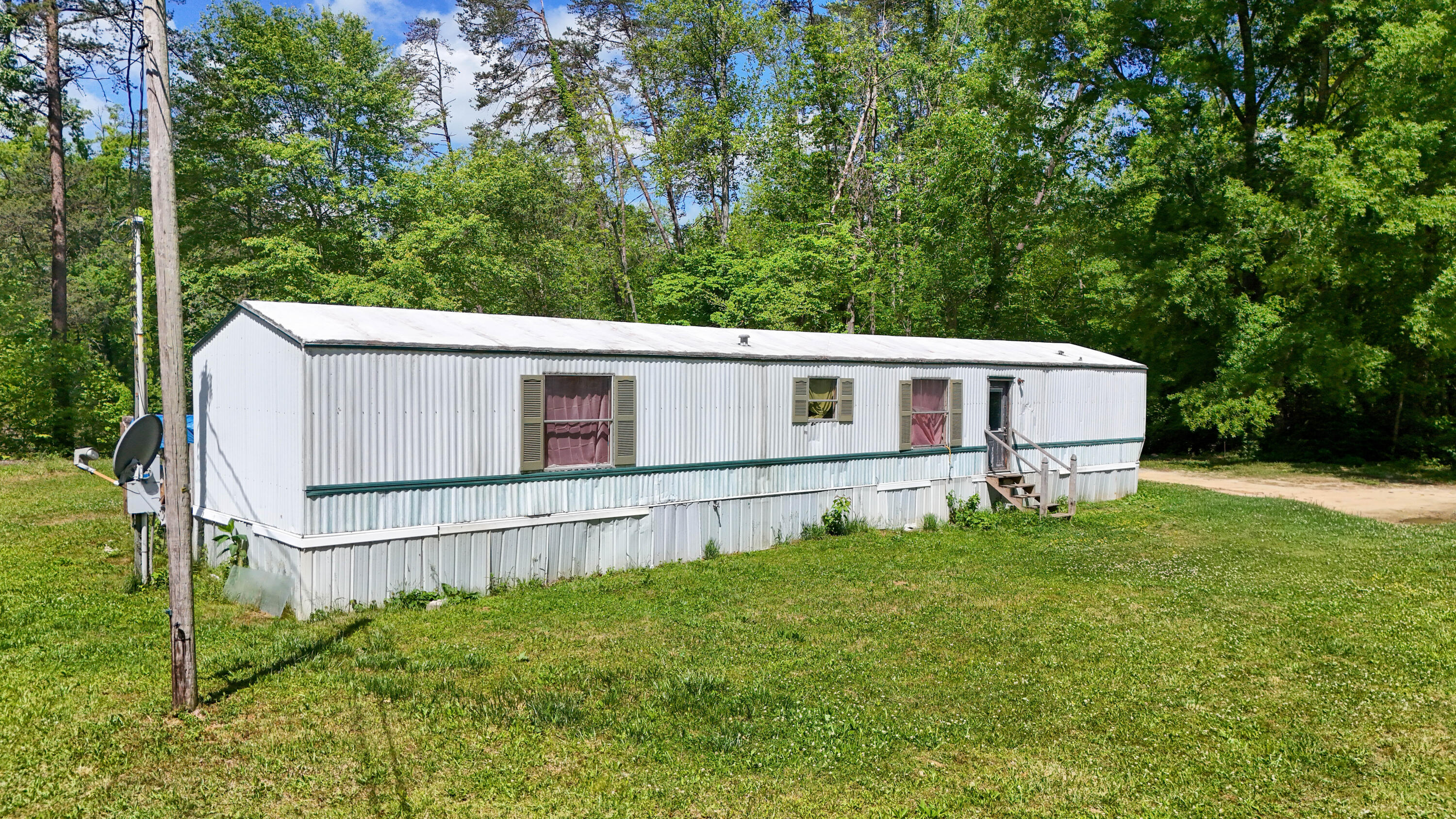 1921 State Highway 1804 Property Photo 24