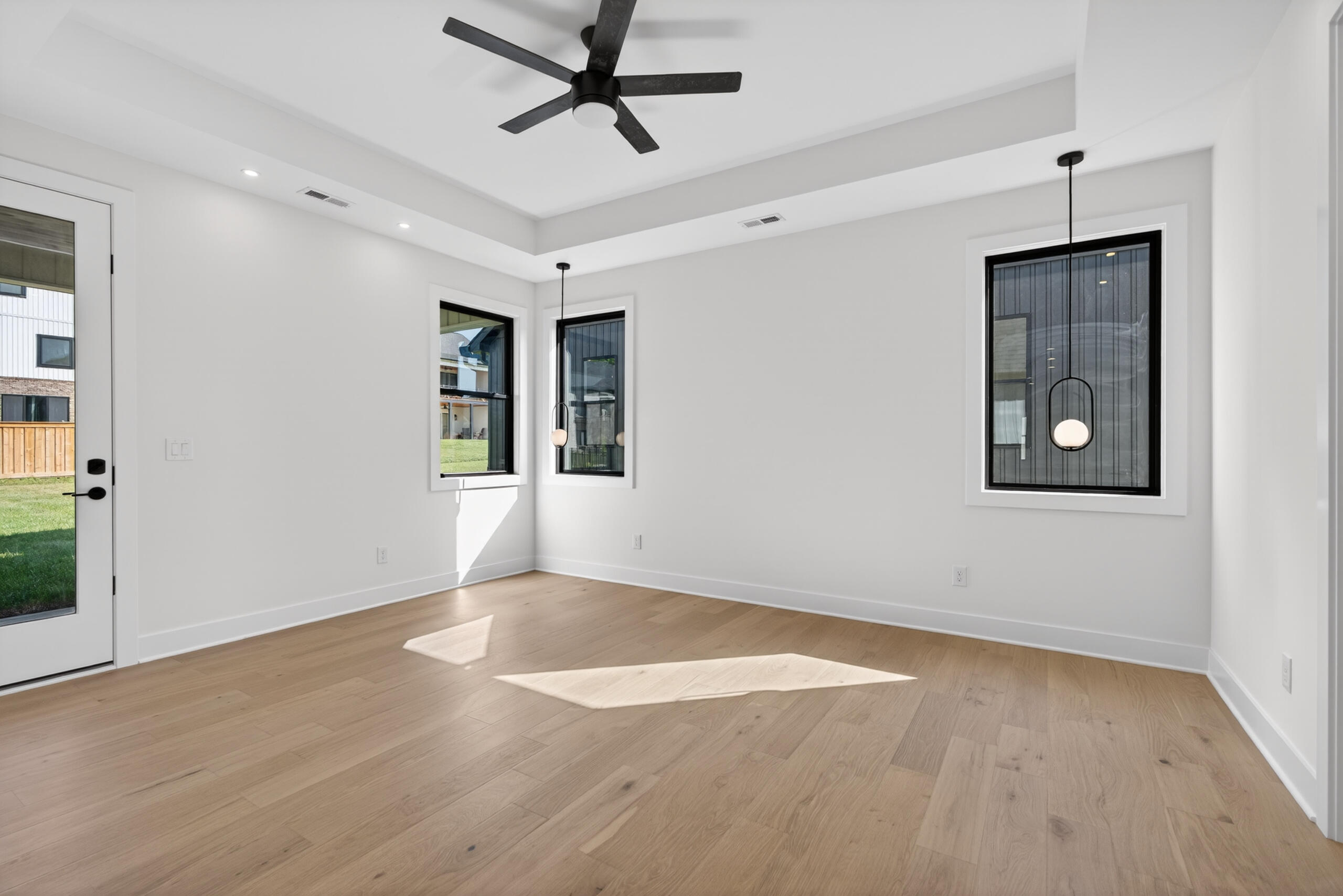 725 Azalea Lane Property Photo 22