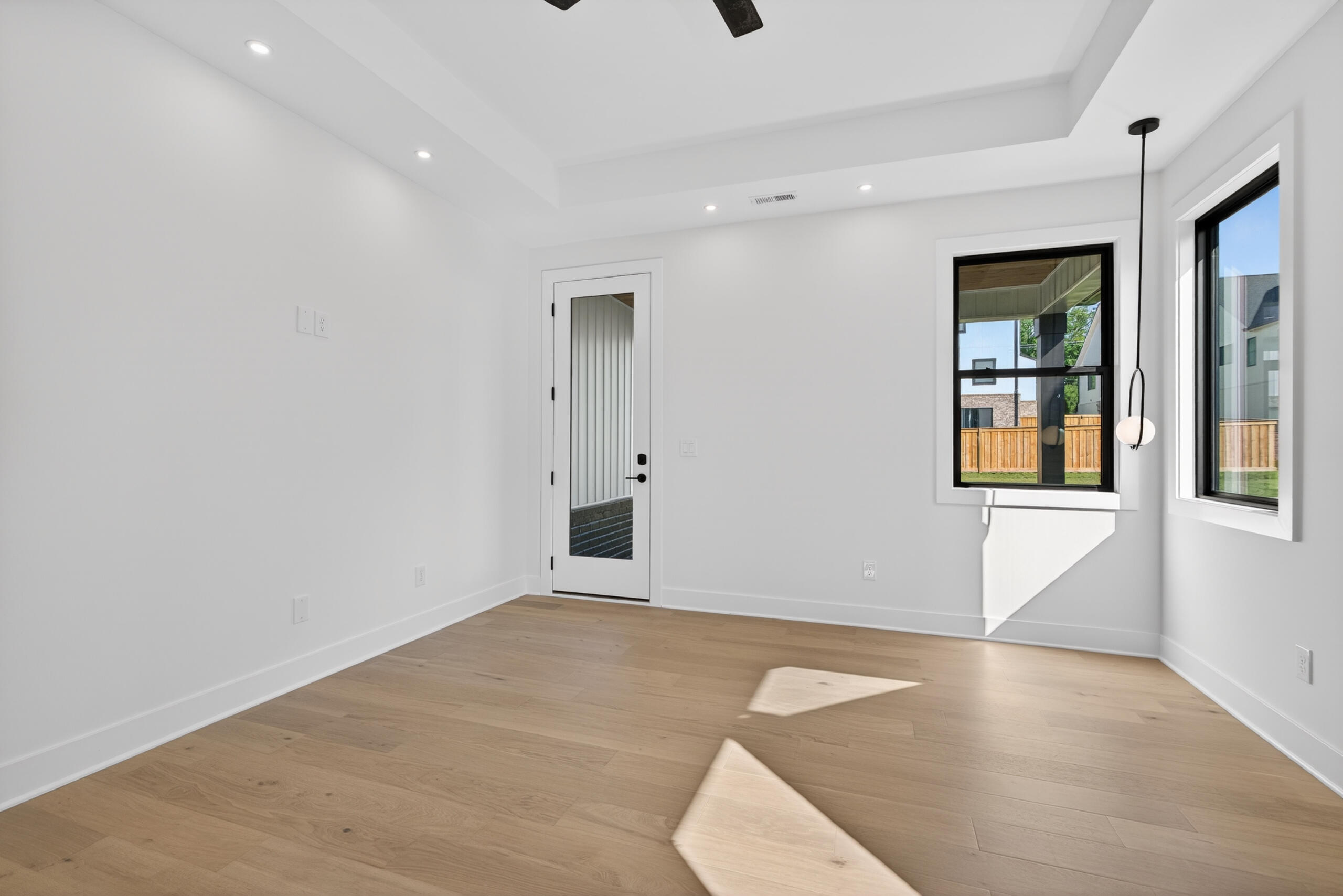 725 Azalea Lane Property Photo 23