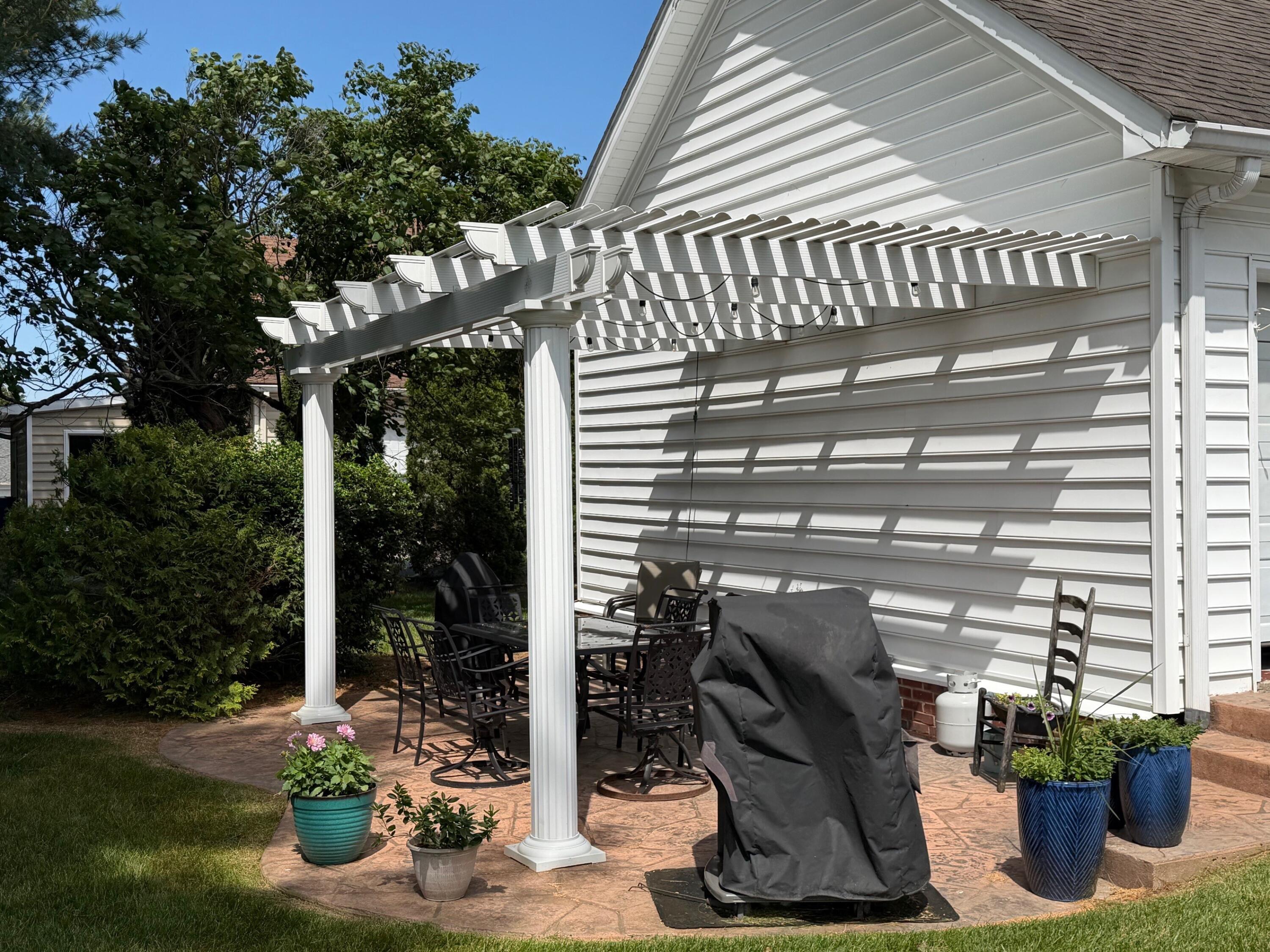 129 Colonial Way Property Photo 2