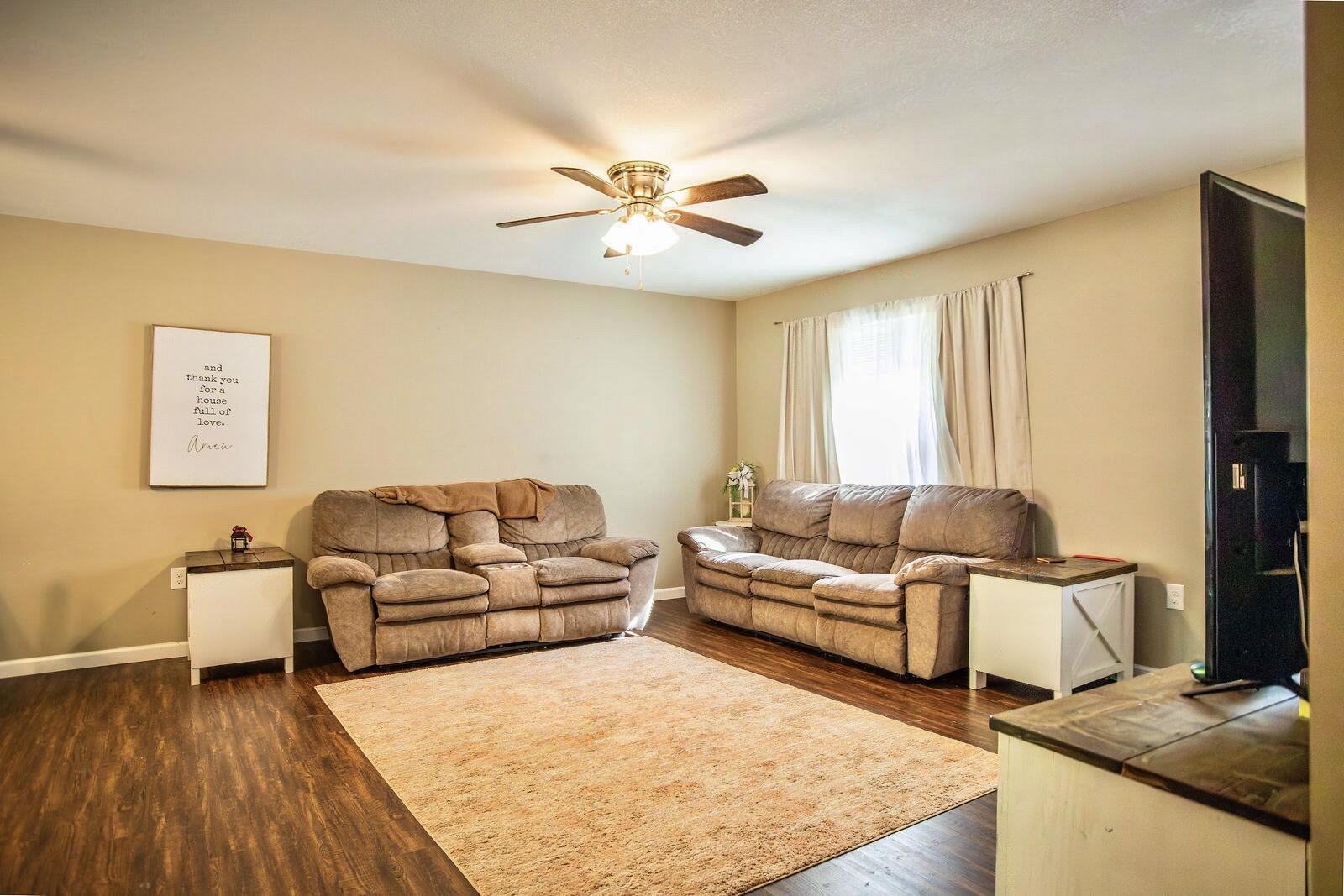 980 State Highway 1009 Property Photo 16