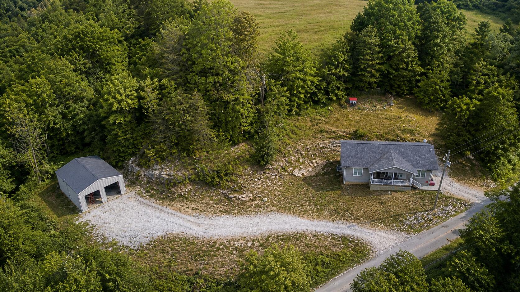 980 State Highway 1009 Property Photo 33