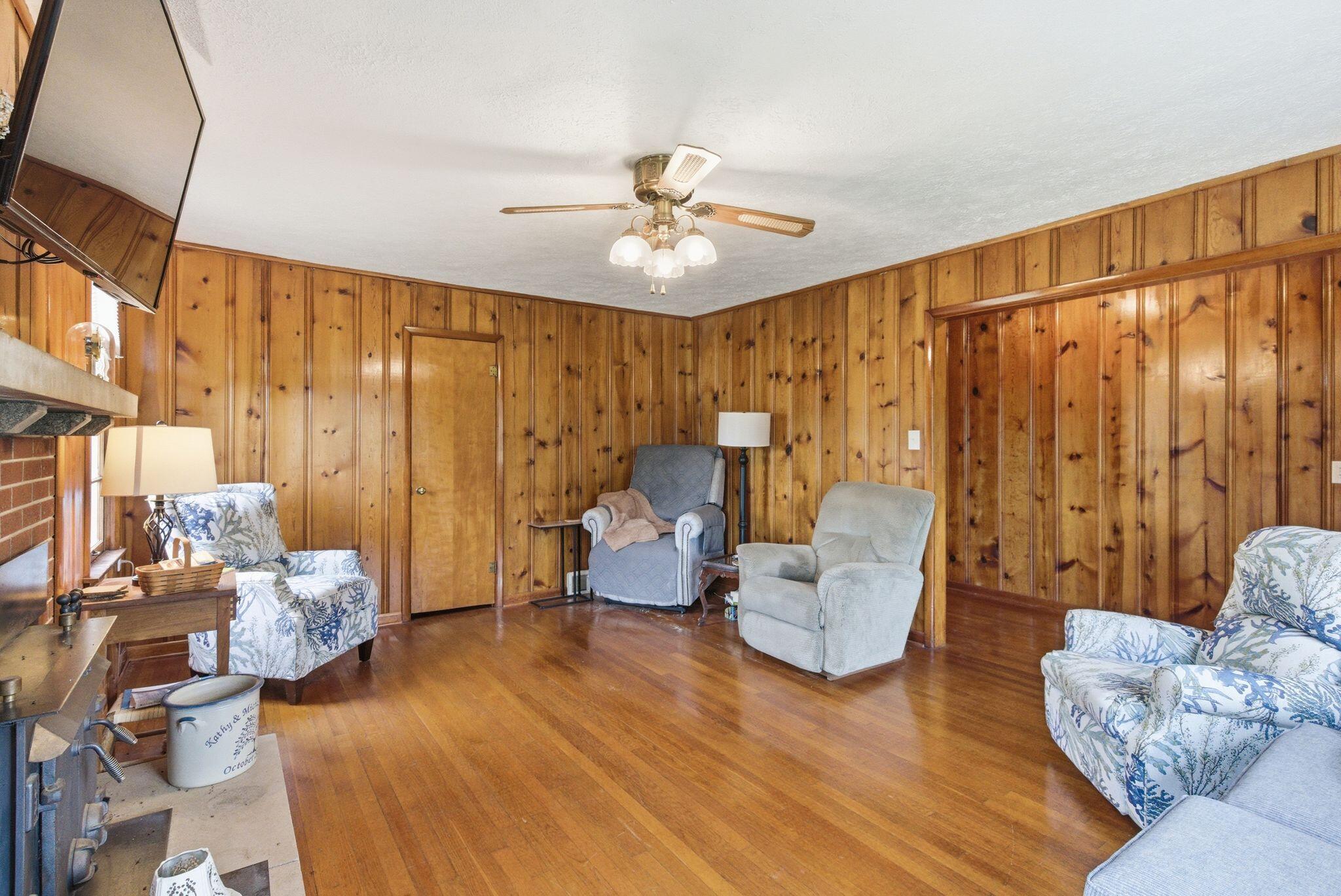 5029 S Highway 379 Property Photo 13