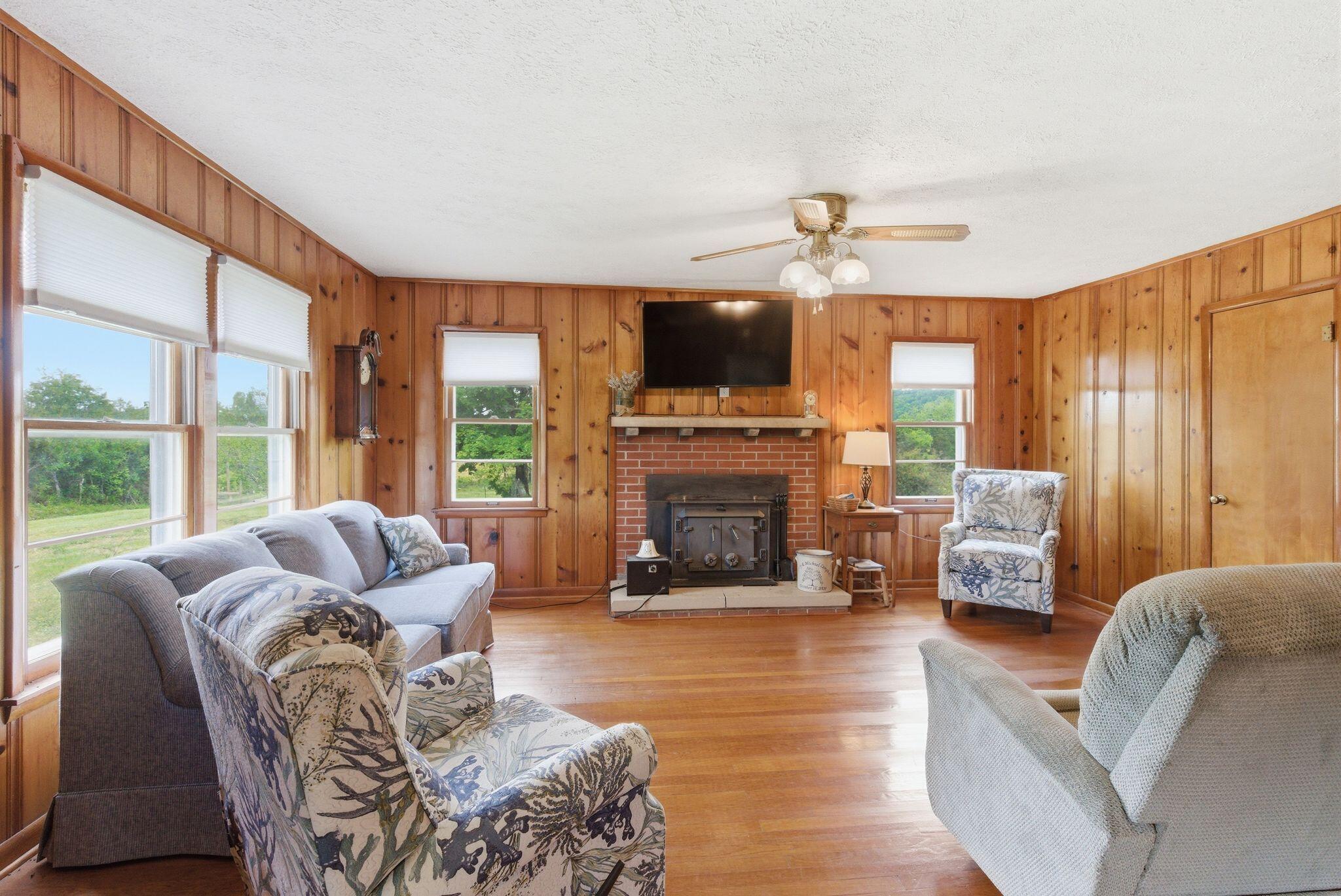 5029 S Highway 379 Property Photo 13