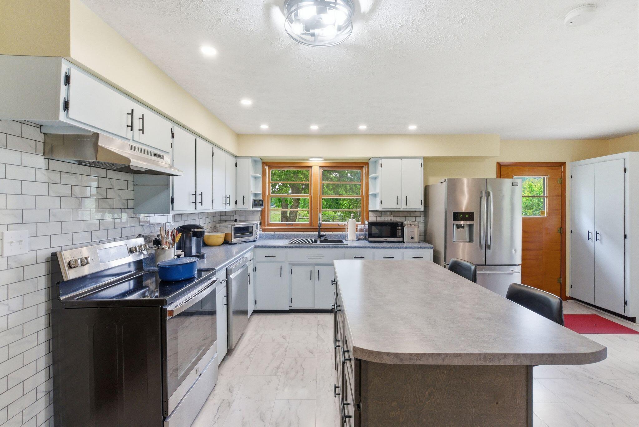 5029 S Highway 379 Property Photo 14