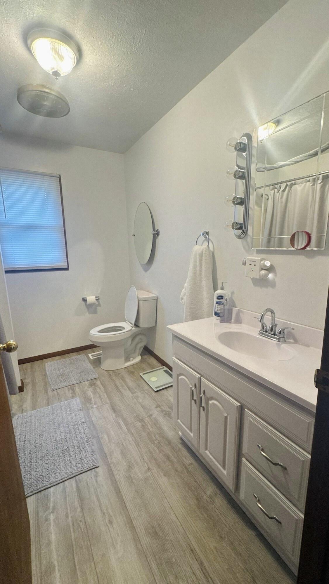 1069 Meadows Grove Road Property Photo 14