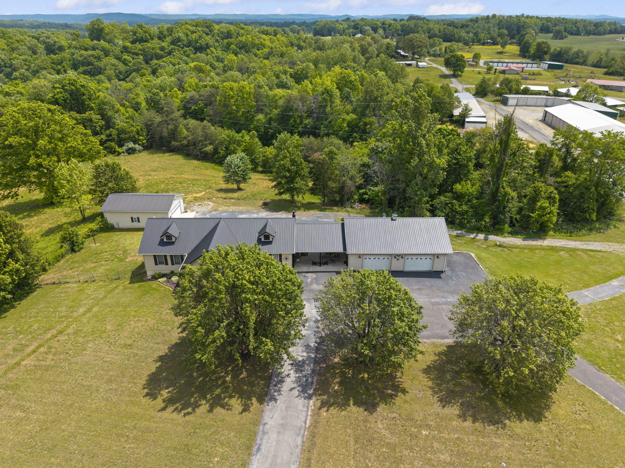 11279 Kentucky 196 Property Photo 11