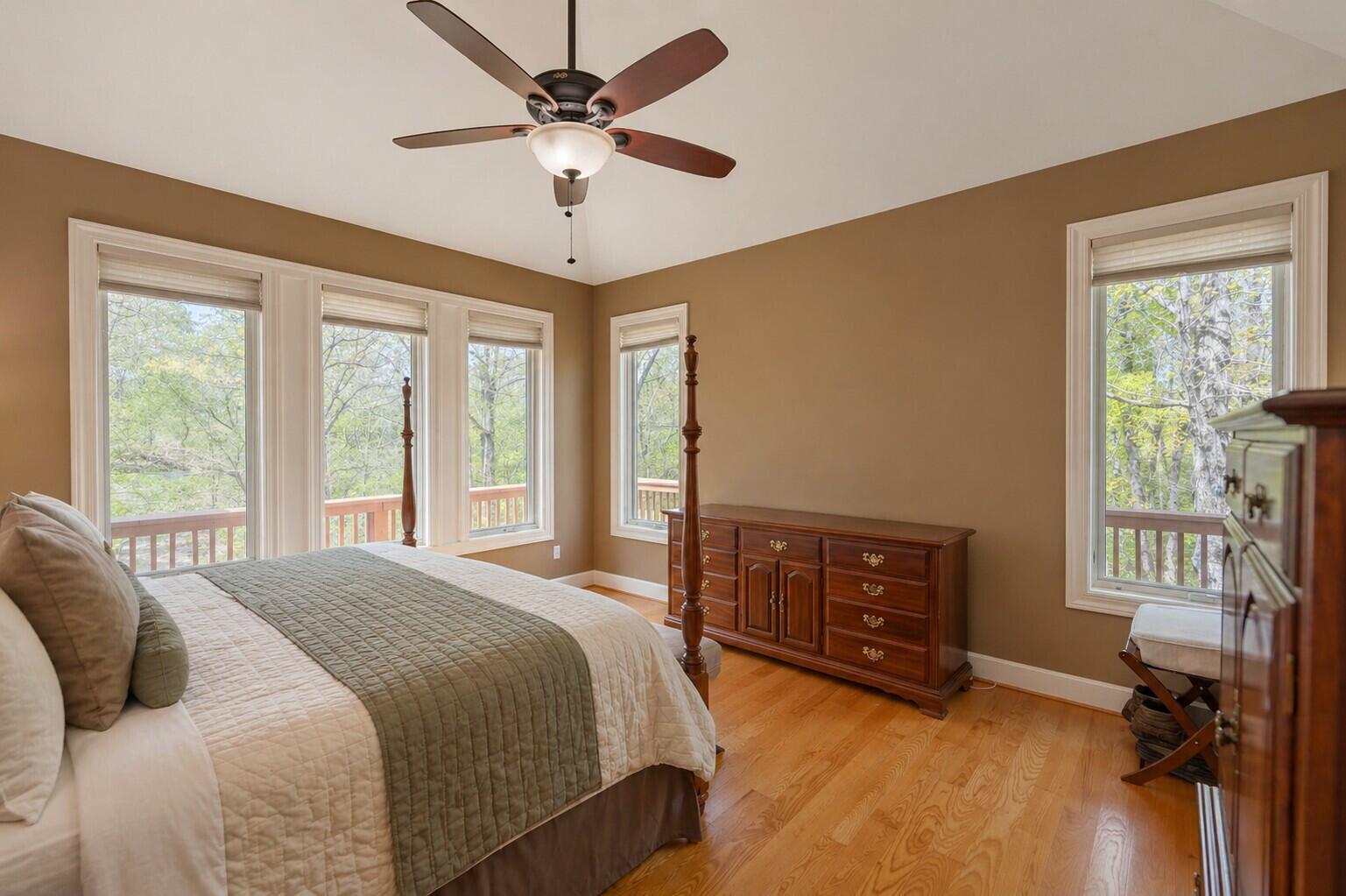 450 White Oak Drive Property Photo 11