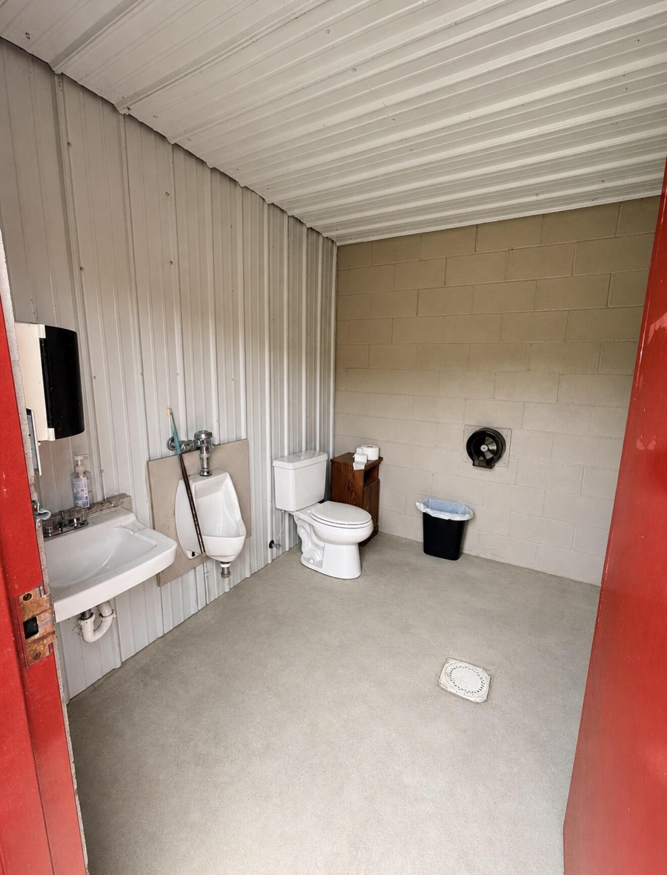 1 Yates Road Property Photo 12