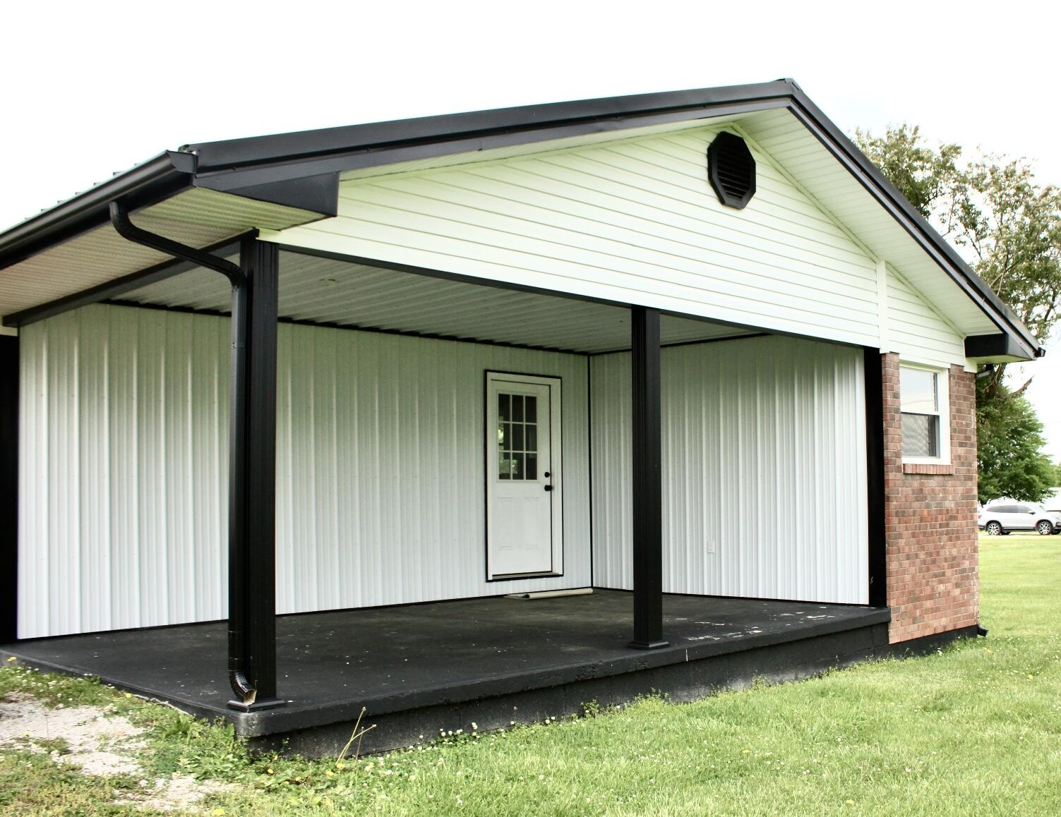 10779 Ky-57 Property Photo 4