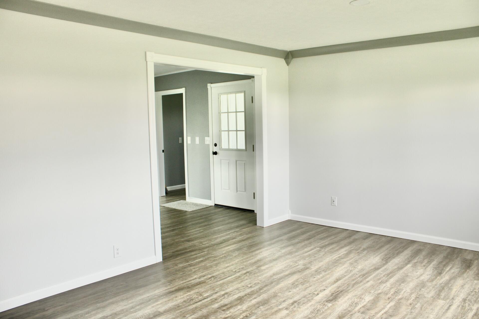 10779 Ky-57 Property Photo 5