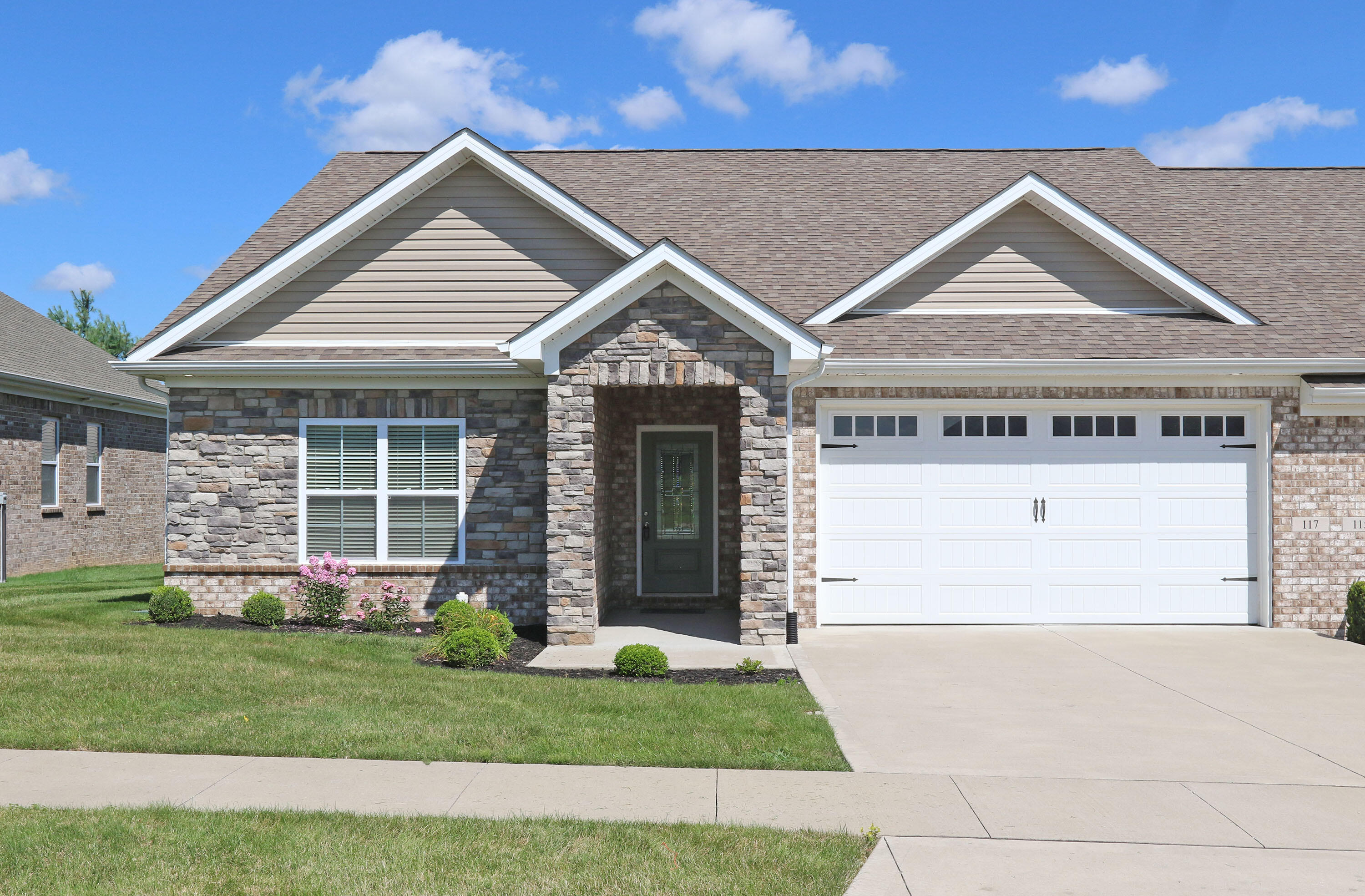 117 Amick Way Property Photo 1