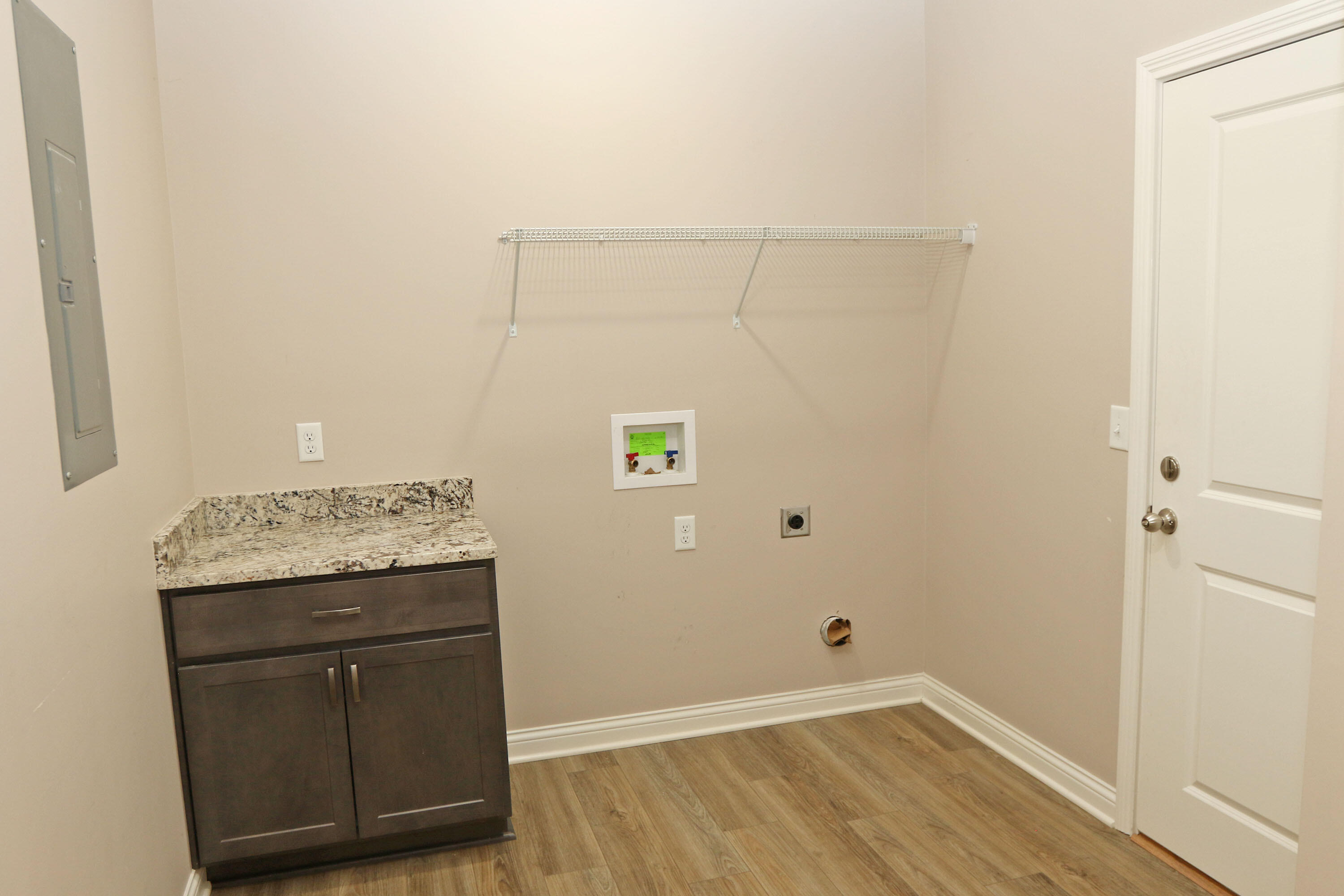 117 Amick Way Property Photo 31