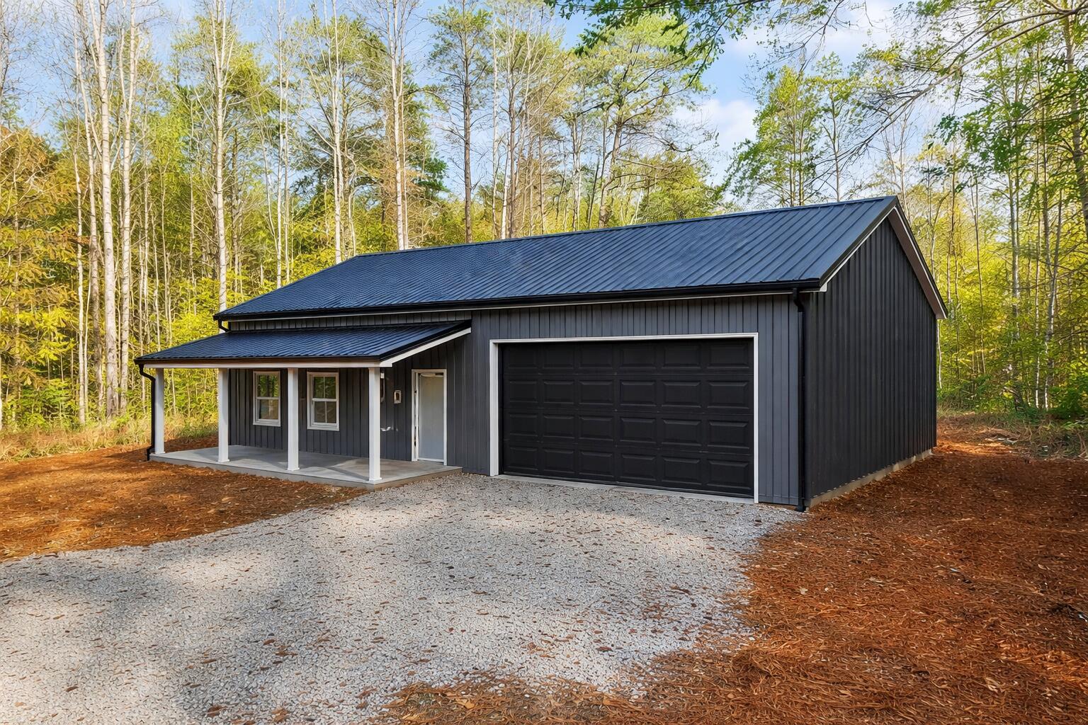 185 Pine Tree Road Property Photo 2