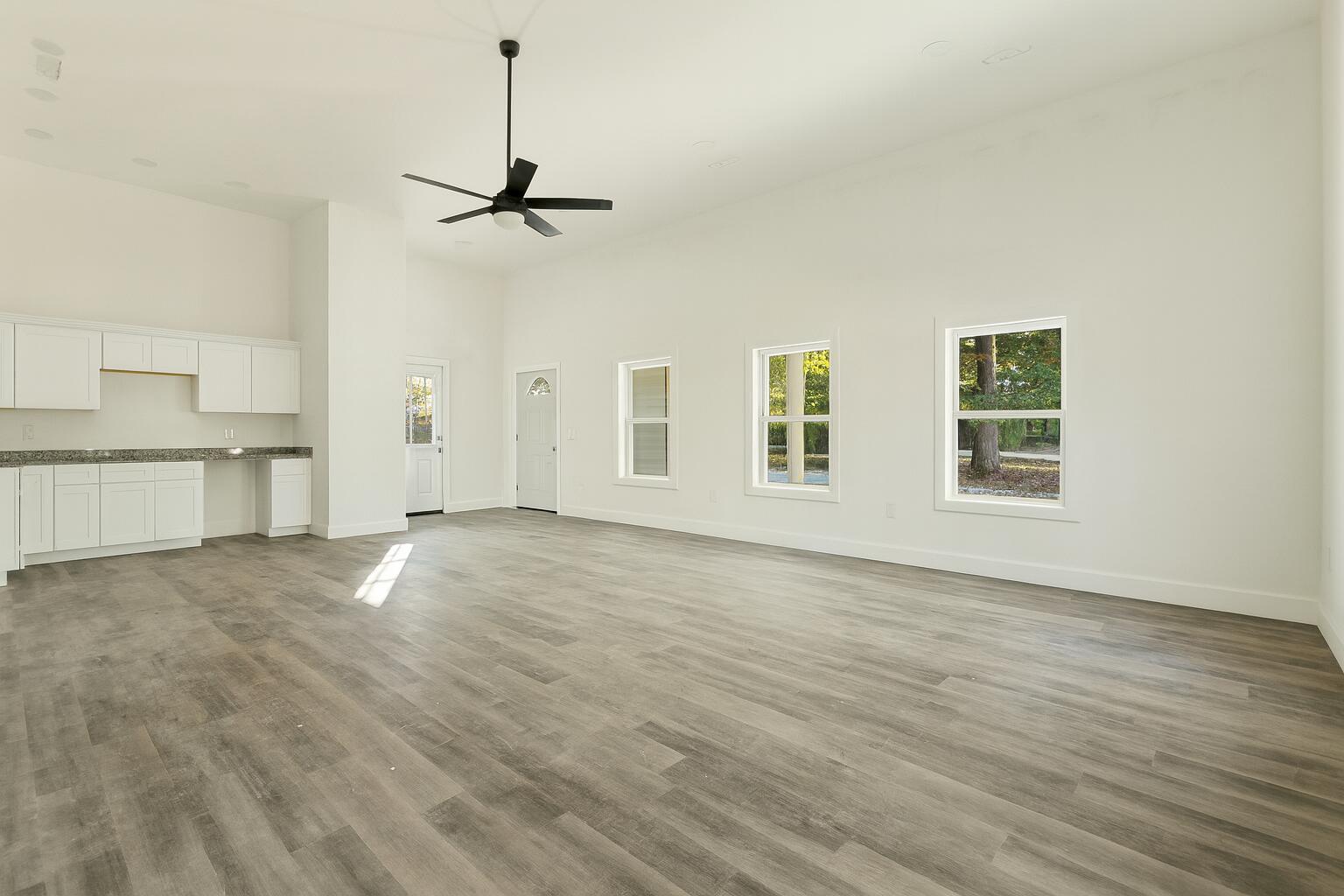 185 Pine Tree Road Property Photo 7