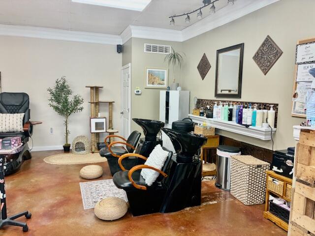 984 Ridgeway Avenue Property Photo 6