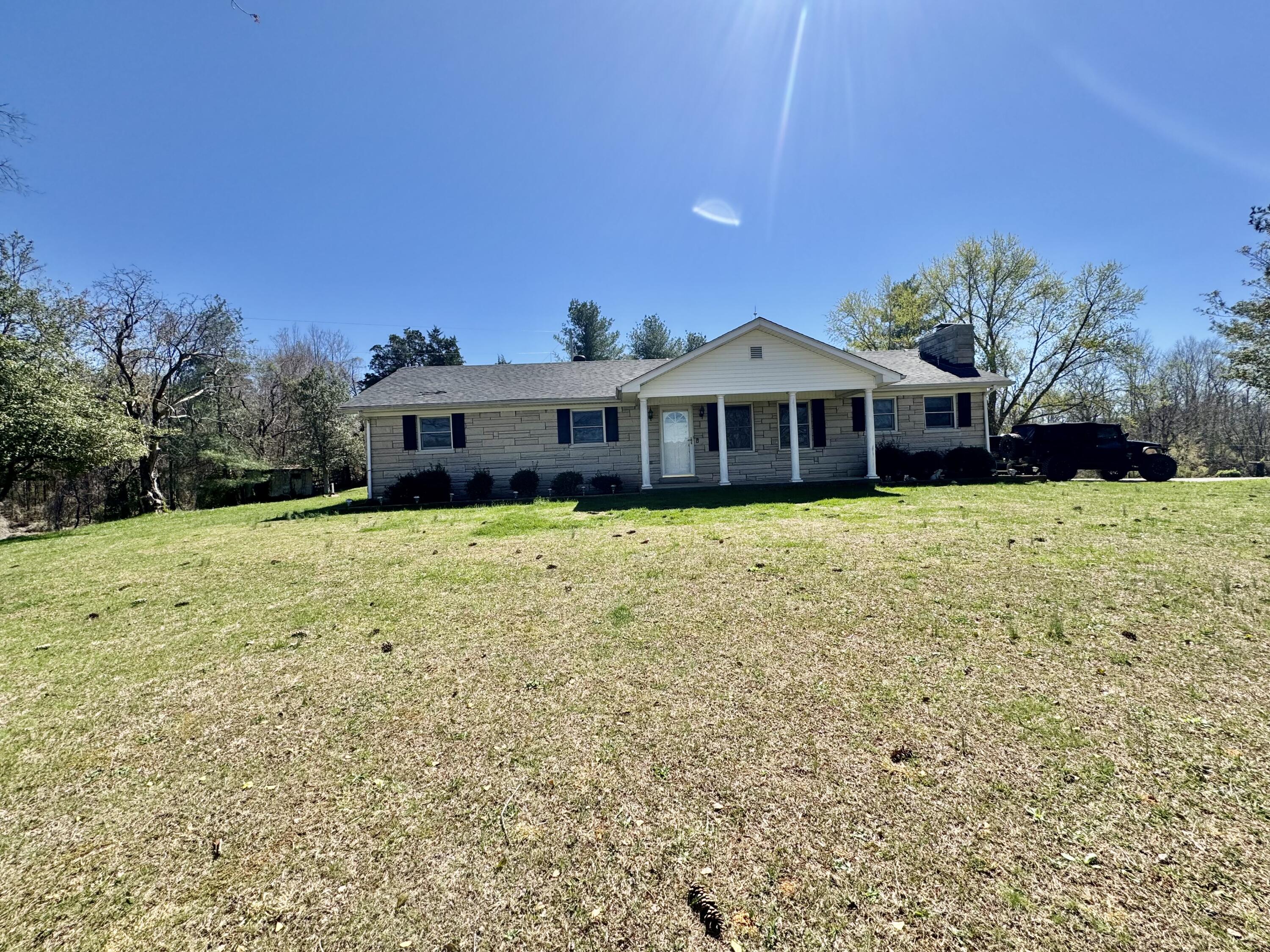 521 Clearcreek Road Property Photo 5