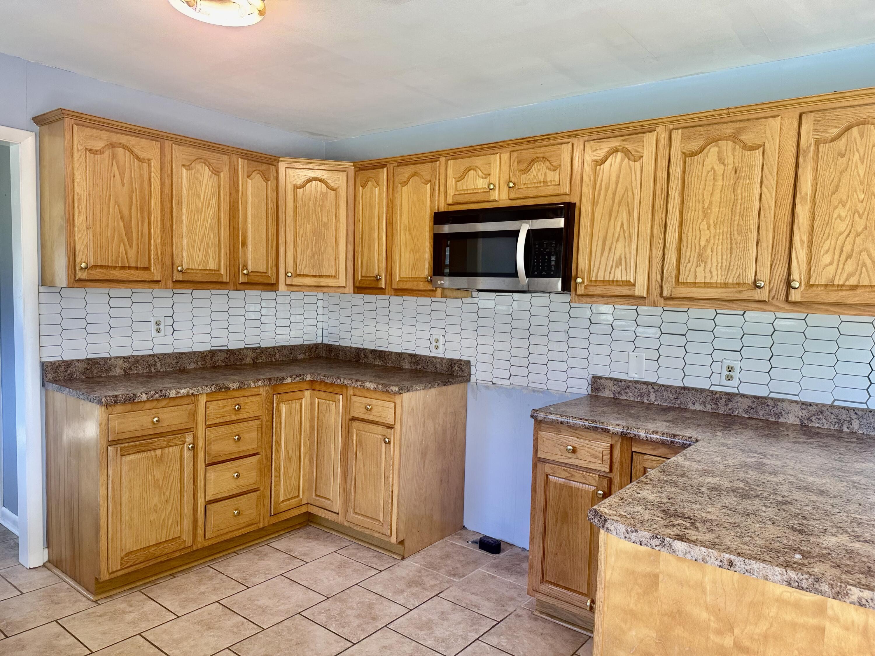 521 Clearcreek Road Property Photo 19