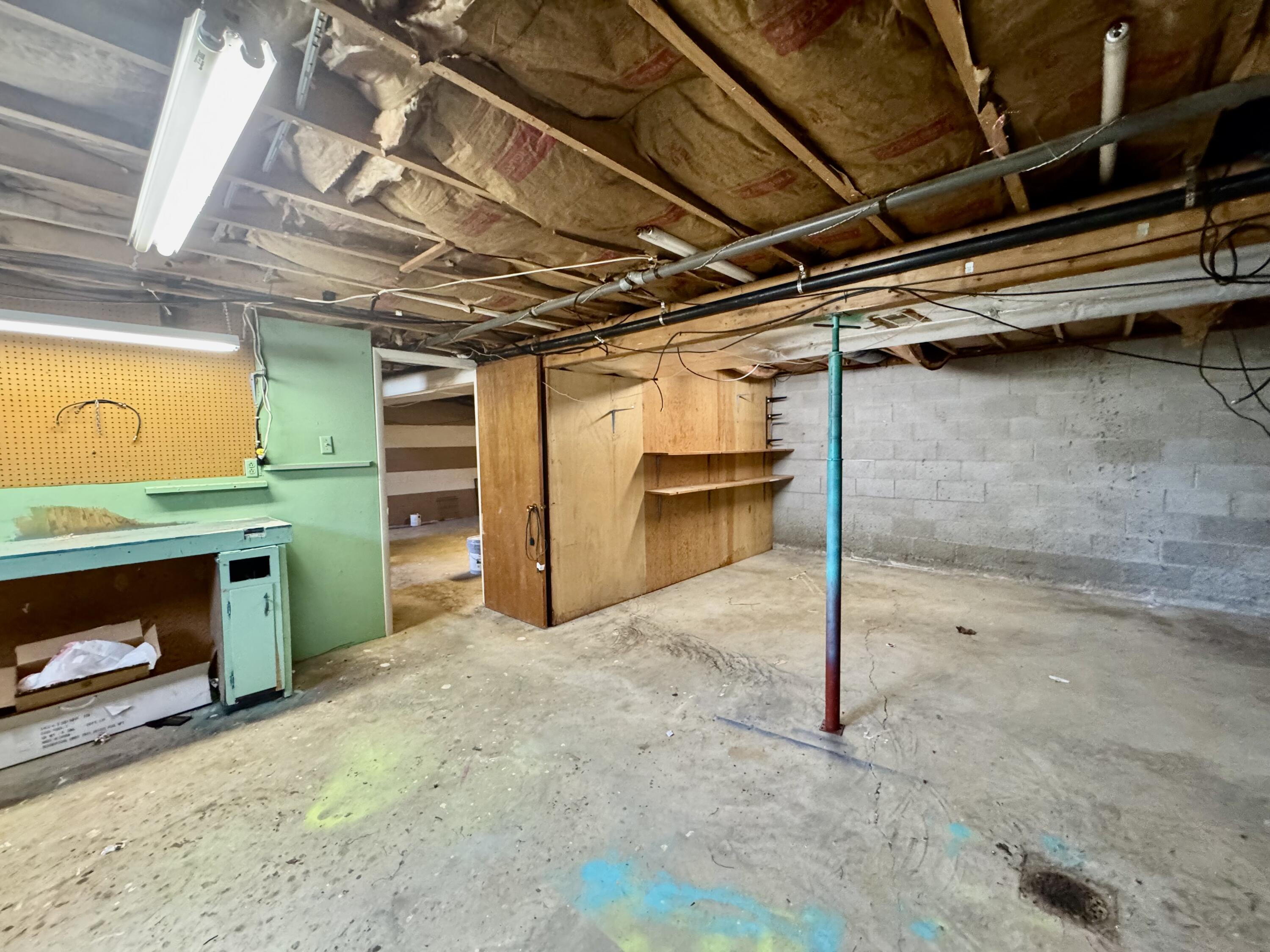 521 Clearcreek Road Property Photo 44