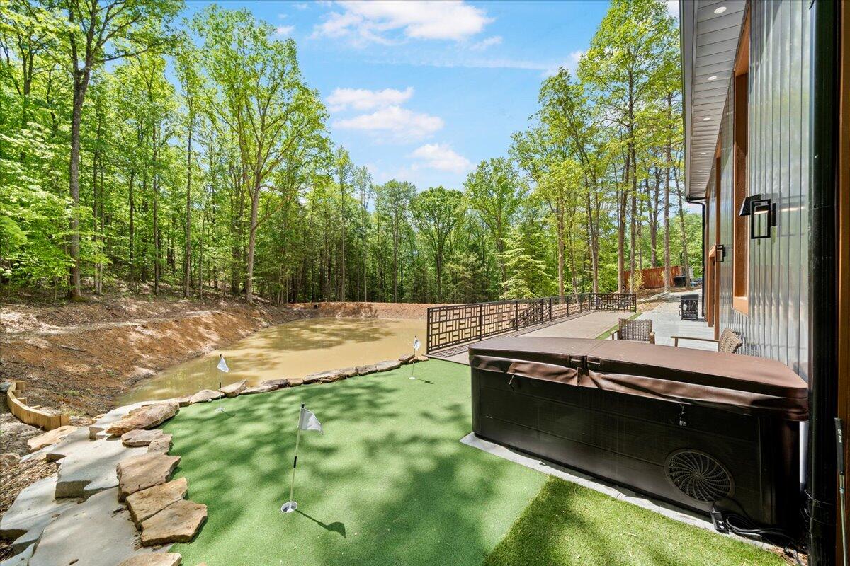 33 Jubilee Way Property Photo 9