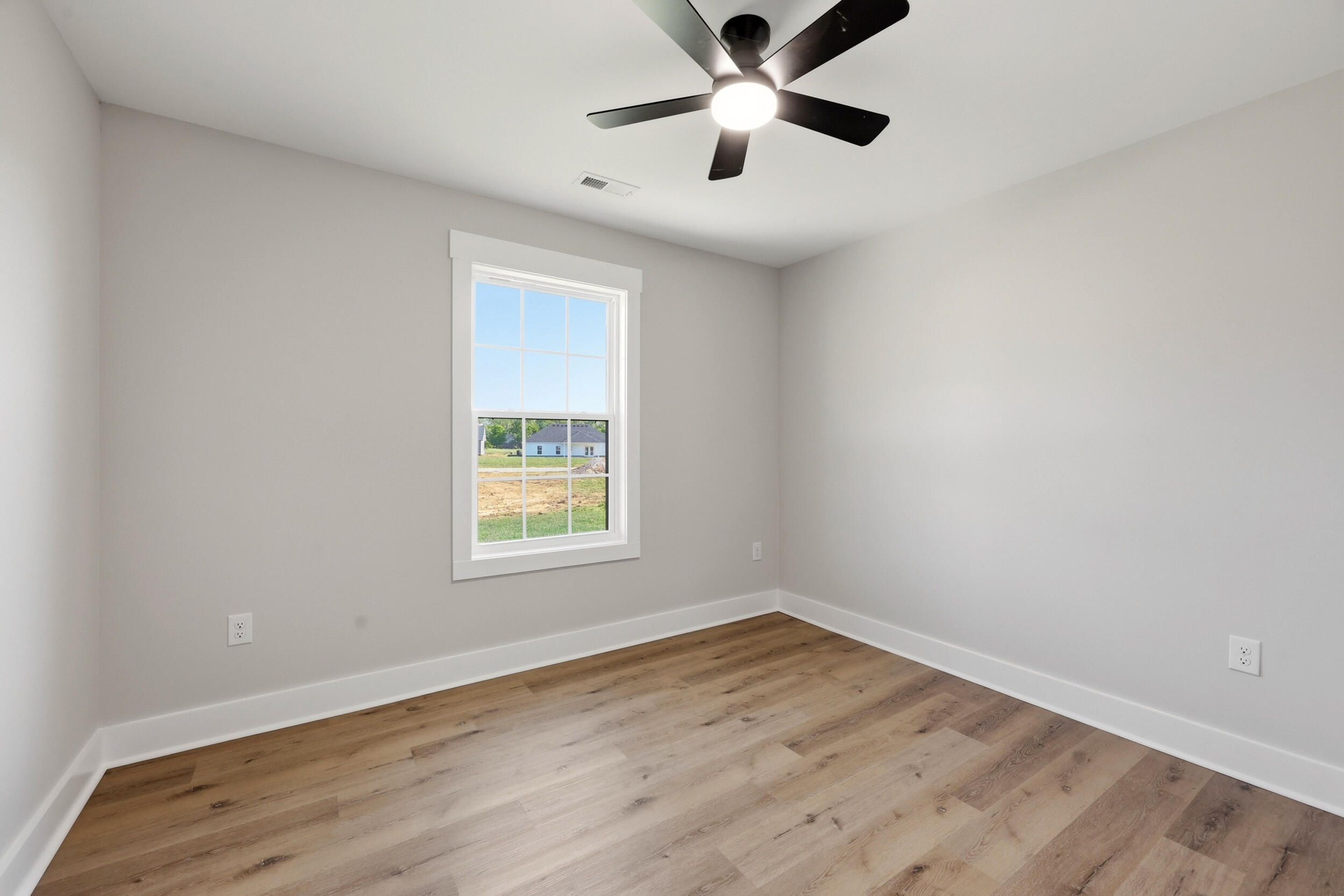 802 Mohawk Drive Property Photo 11