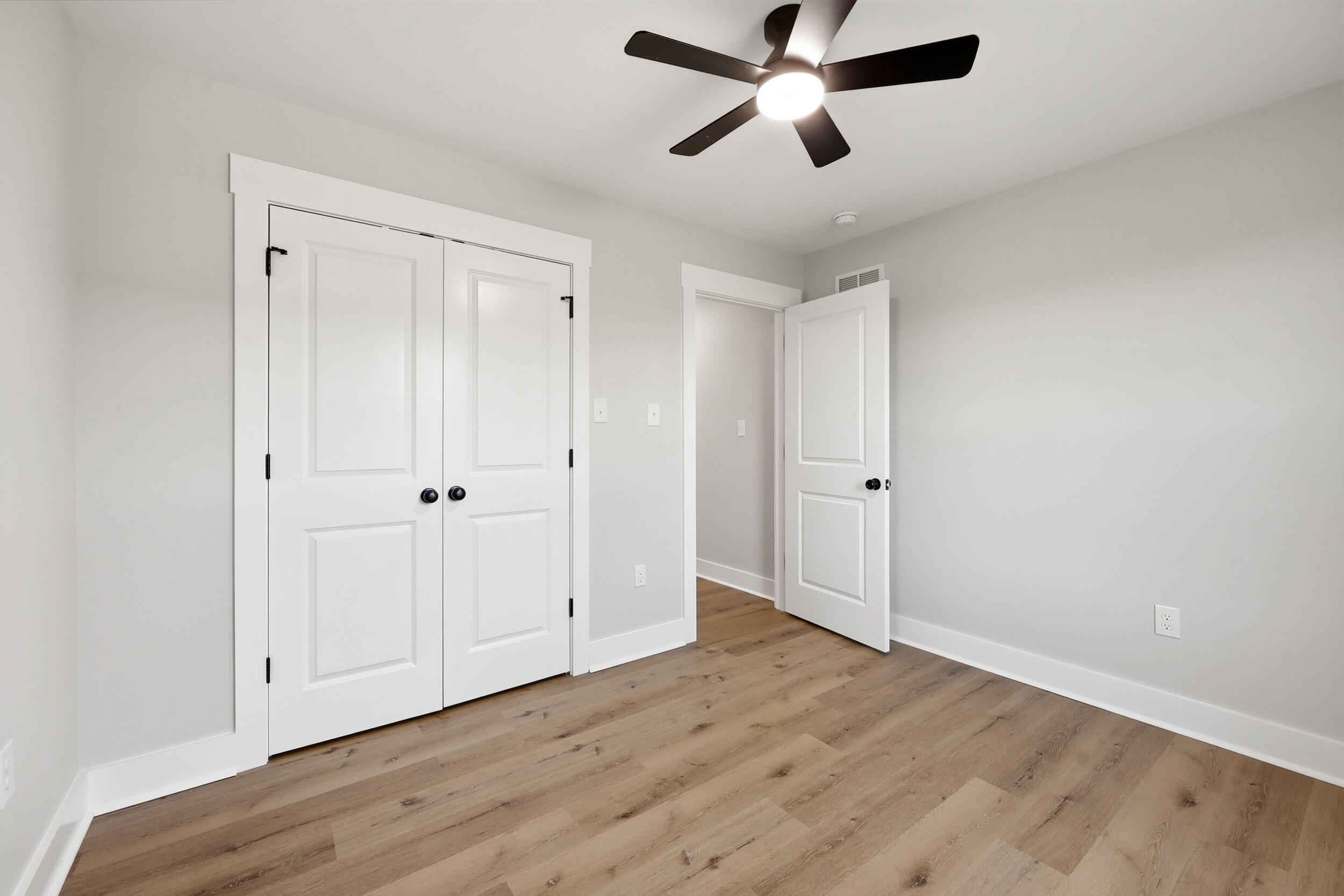 802 Mohawk Drive Property Photo 12