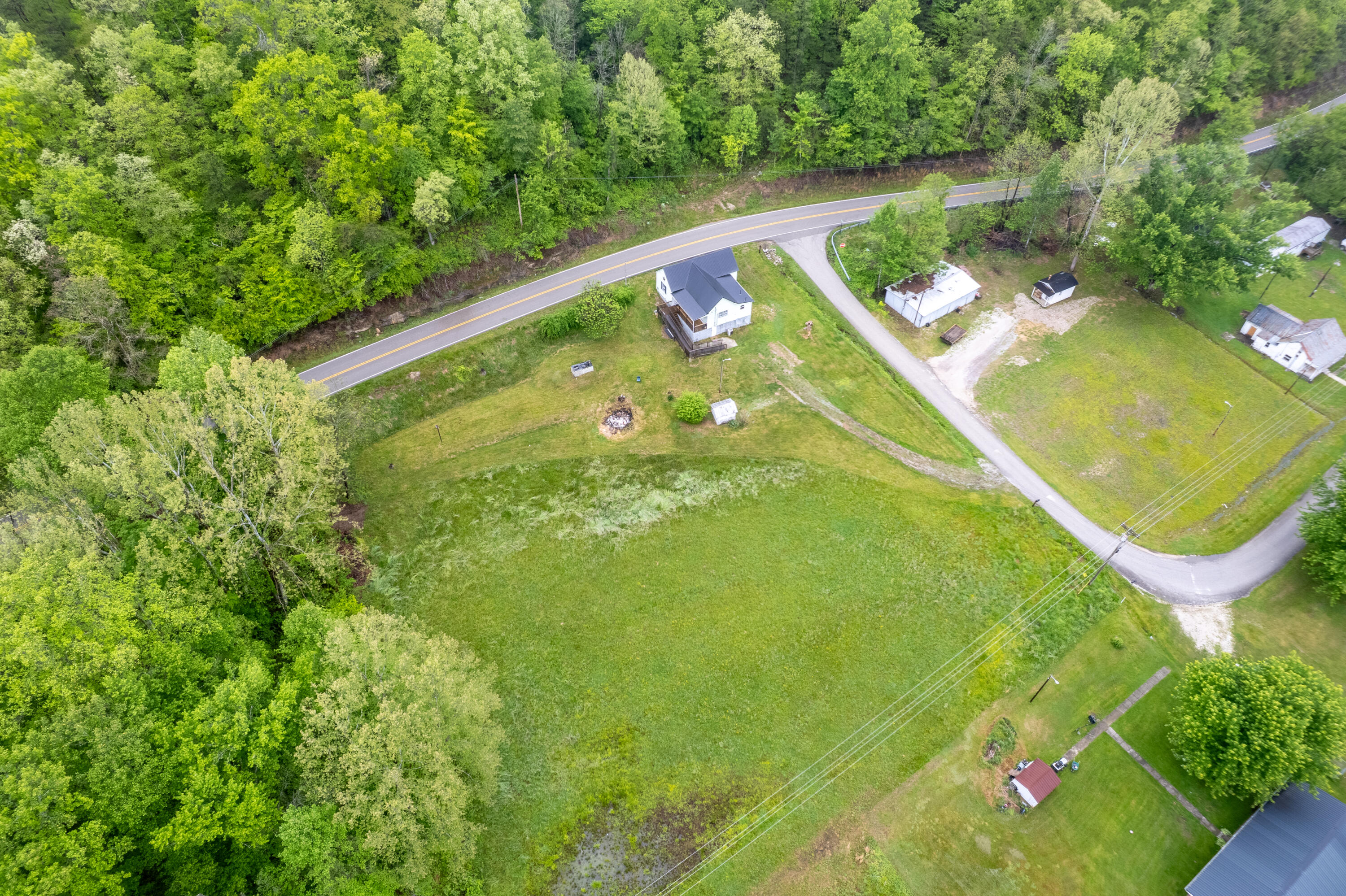 8855 Highway 191 Property Photo 6