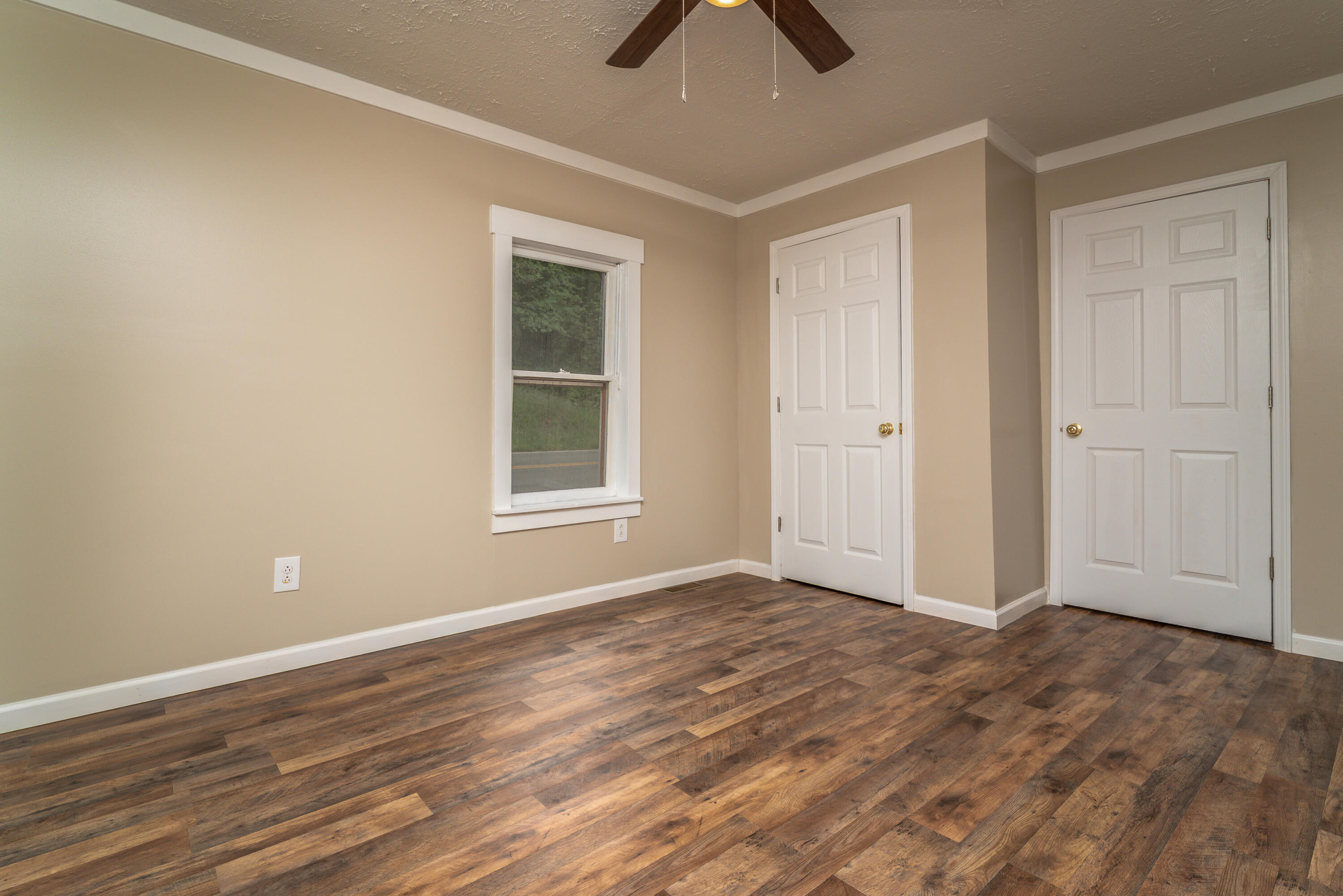 8855 Highway 191 Property Photo 14
