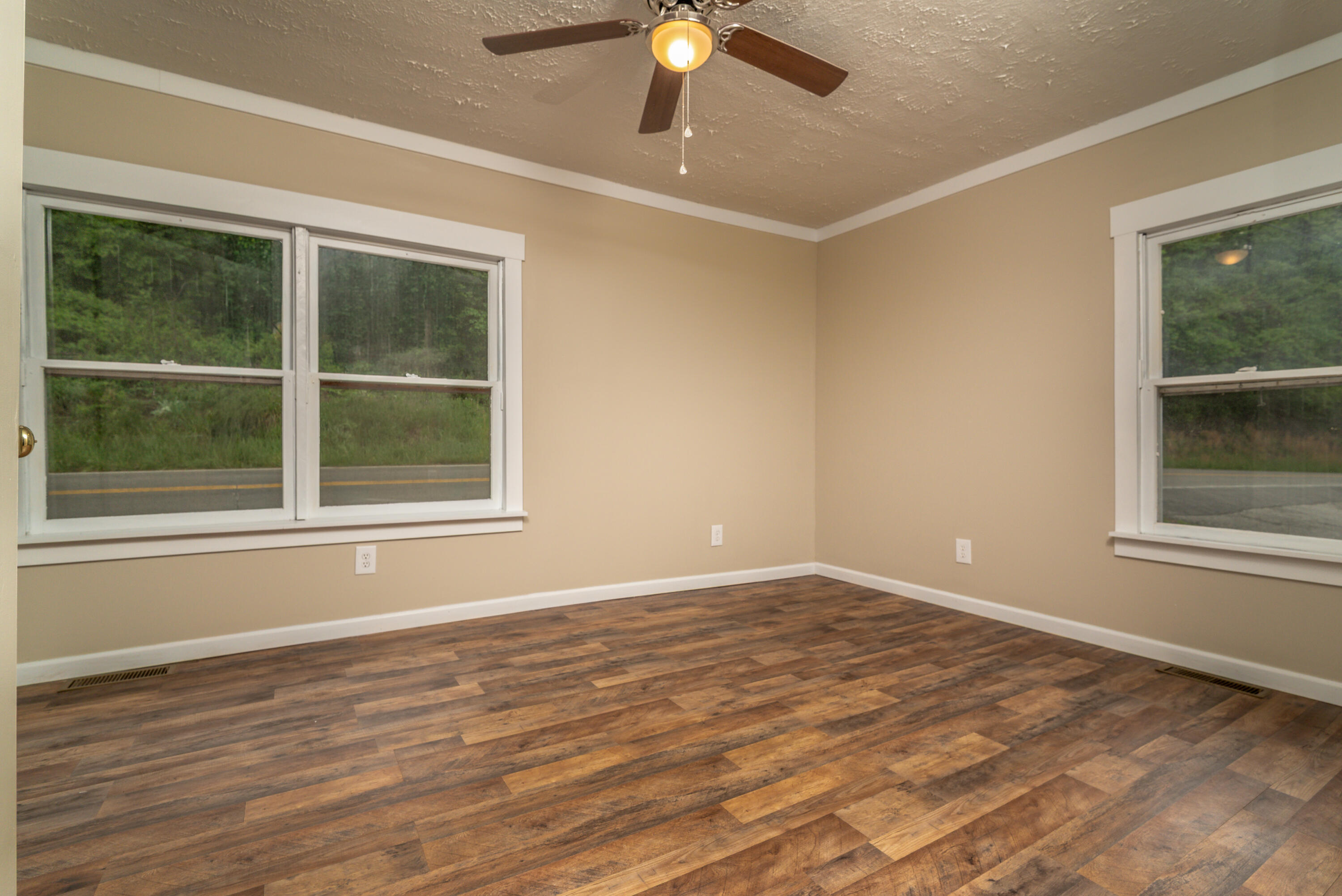 8855 Highway 191 Property Photo 19