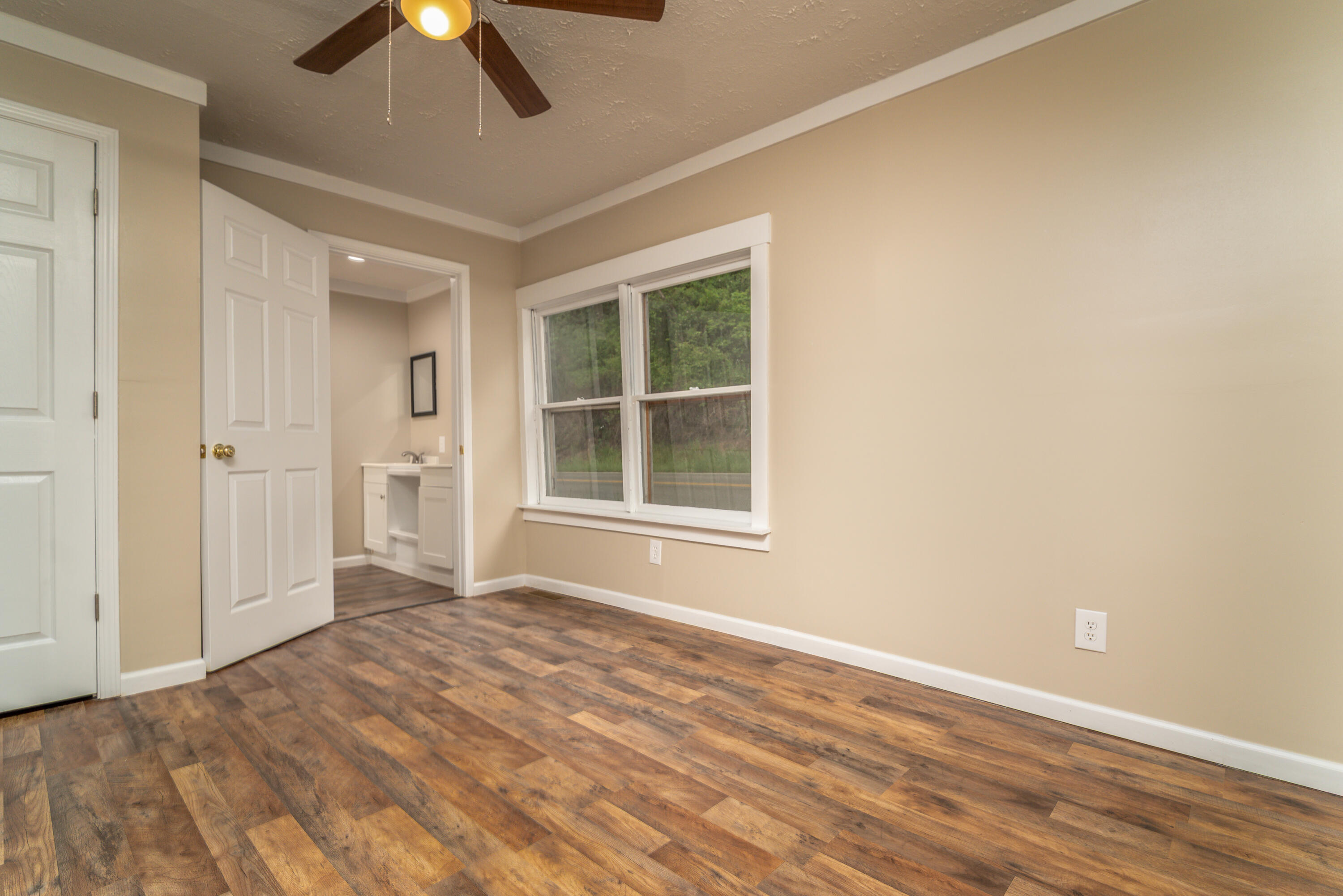 8855 Highway 191 Property Photo 20