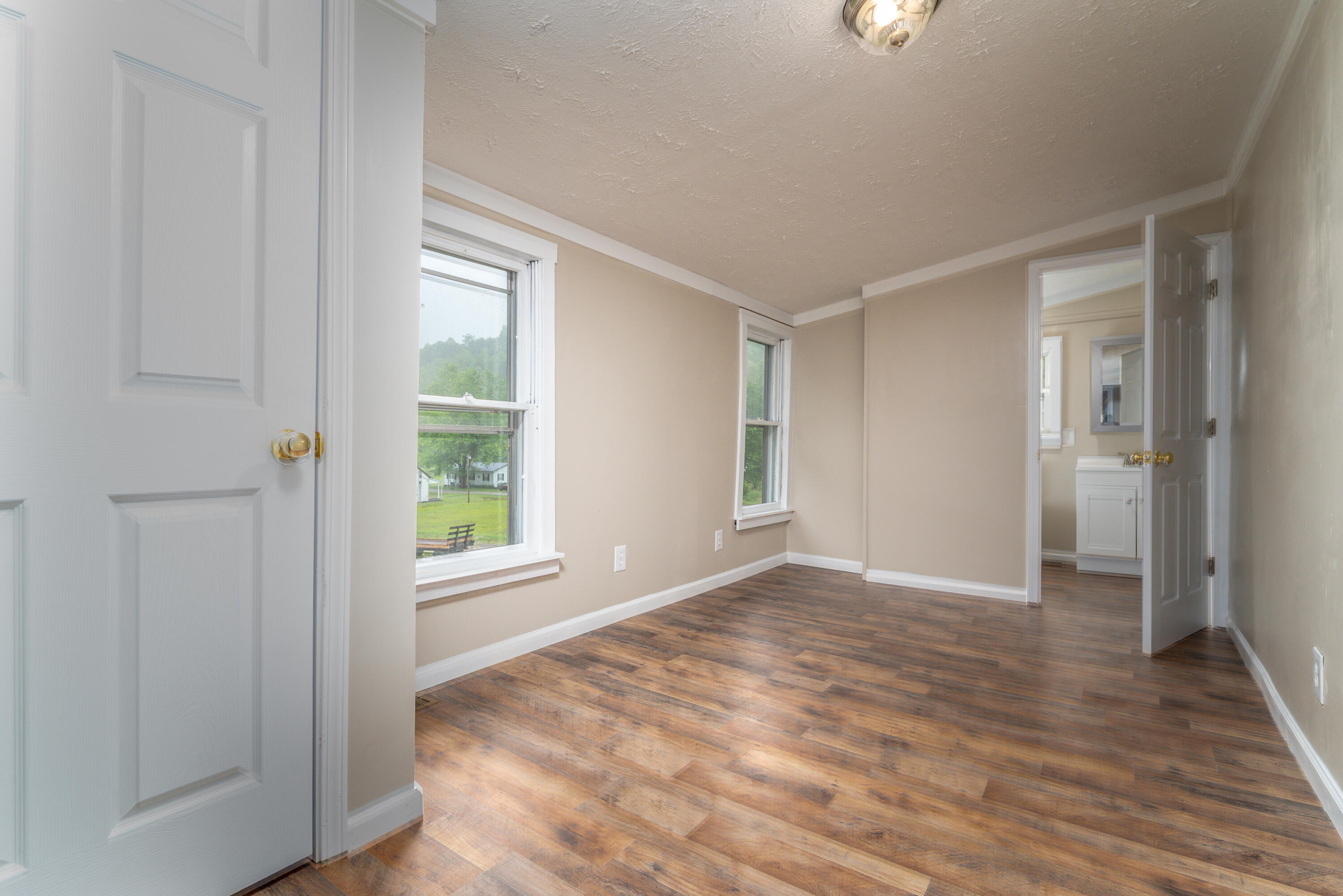 8855 Highway 191 Property Photo 22