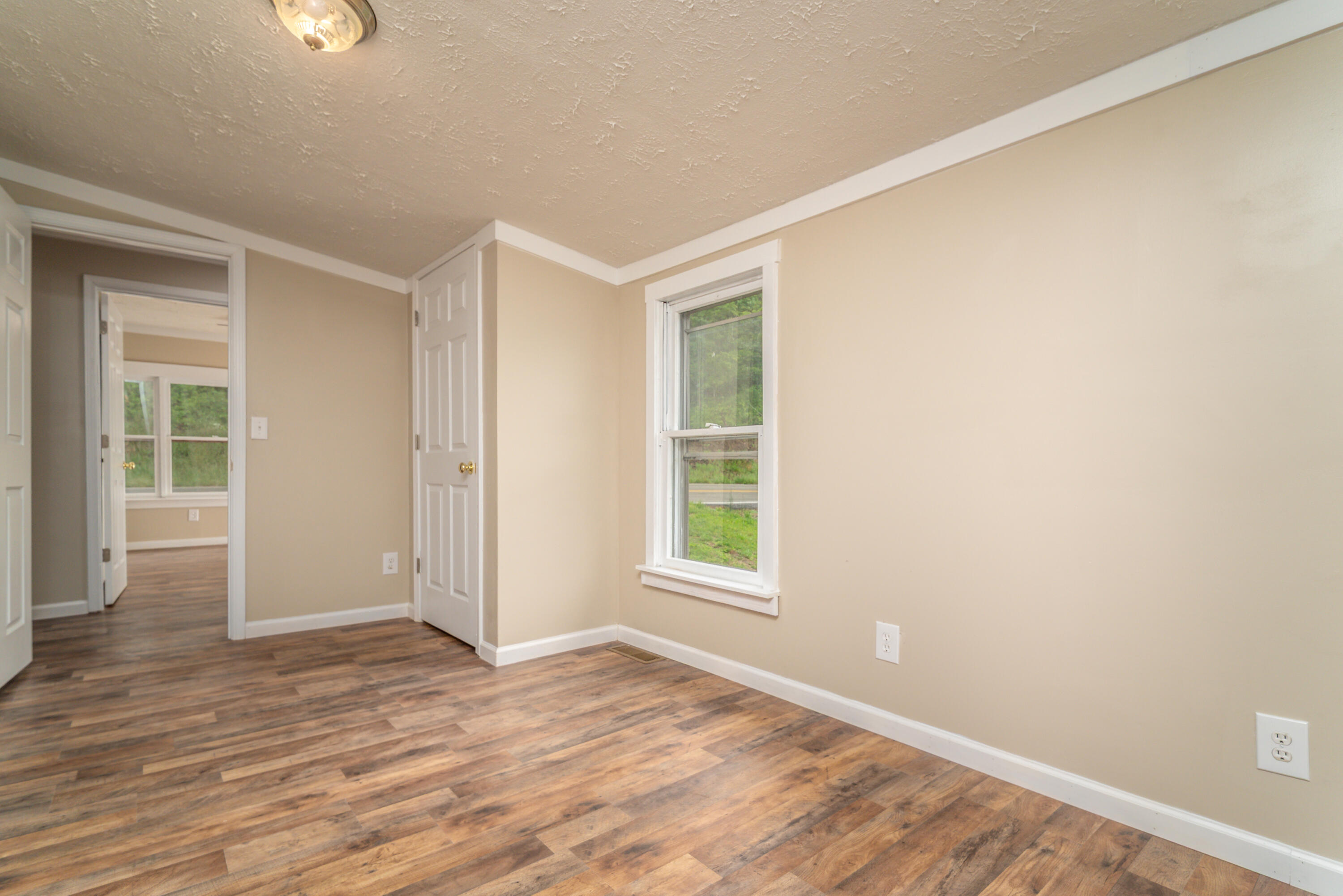 8855 Highway 191 Property Photo 23