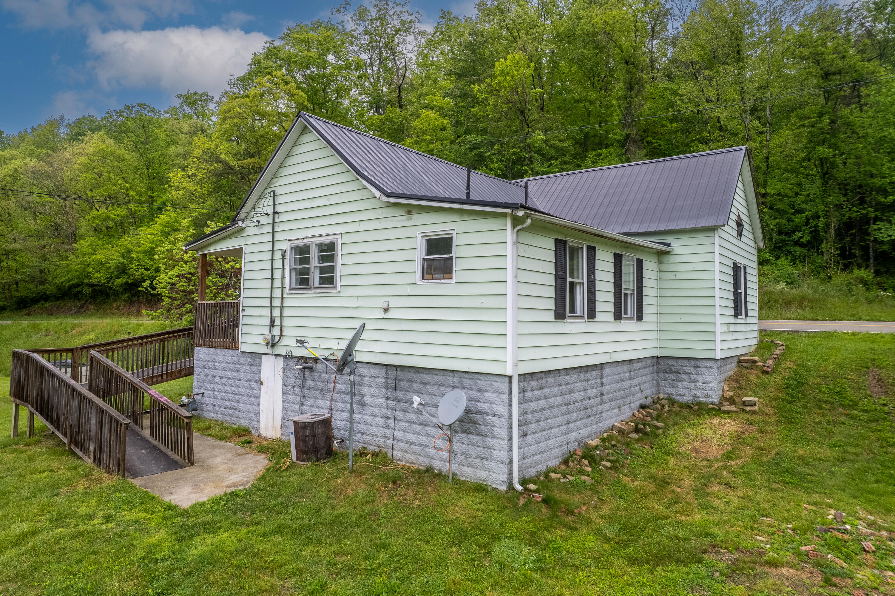 8855 Highway 191 Property Photo 26