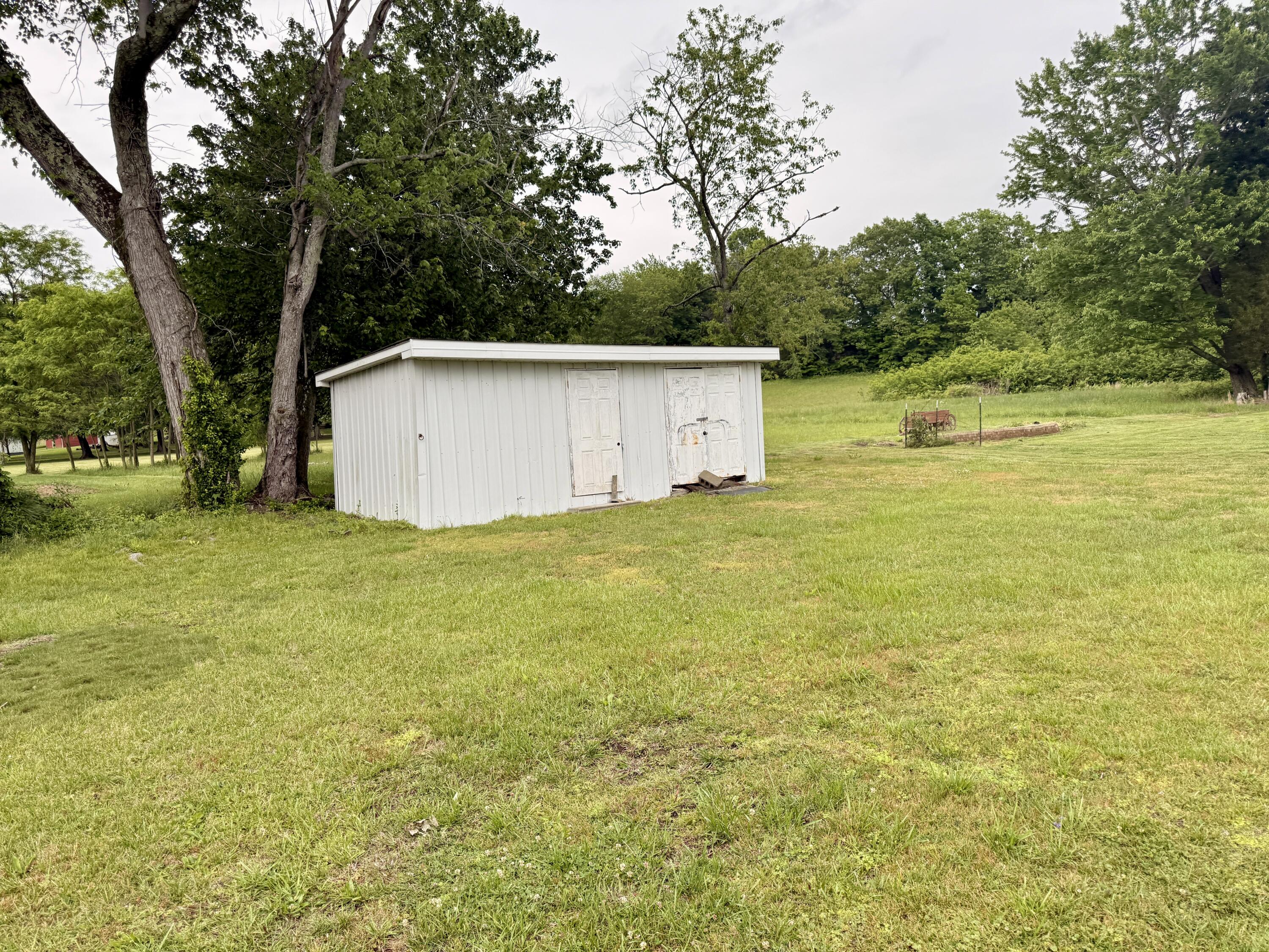 47 Holly Lane Property Photo 4