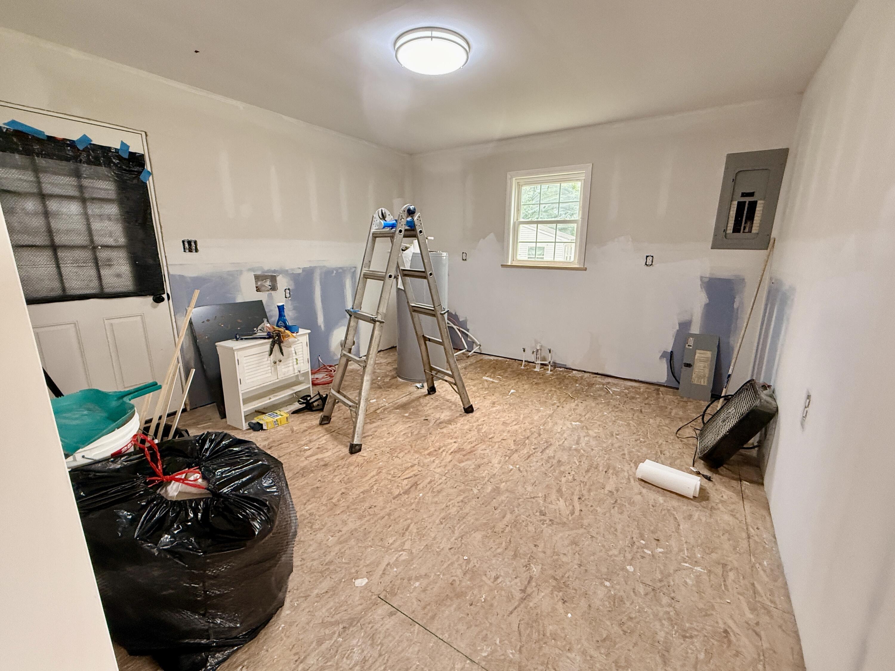 47 Holly Lane Property Photo 6
