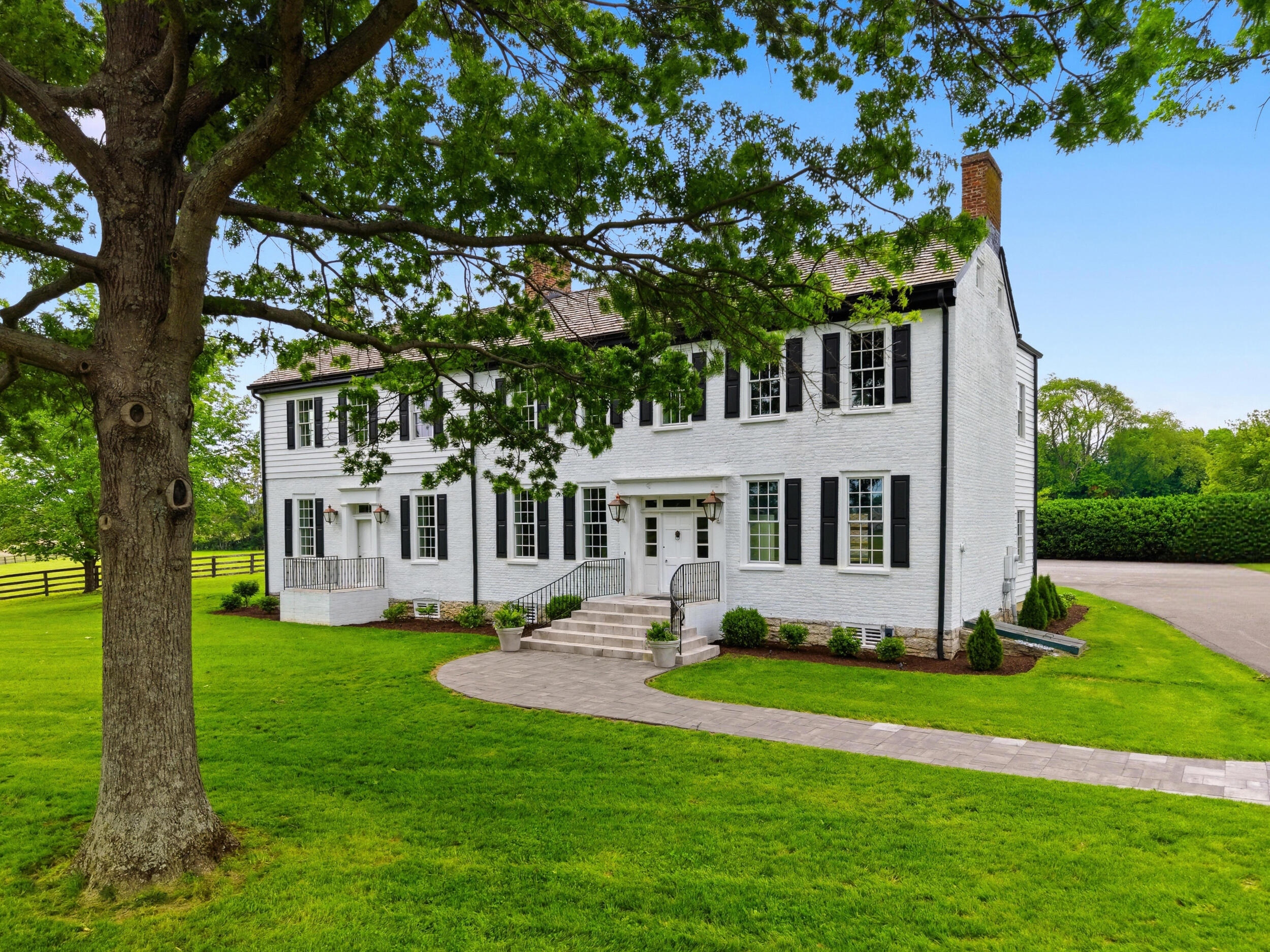 1975 Georgetown Road Property Photo 4